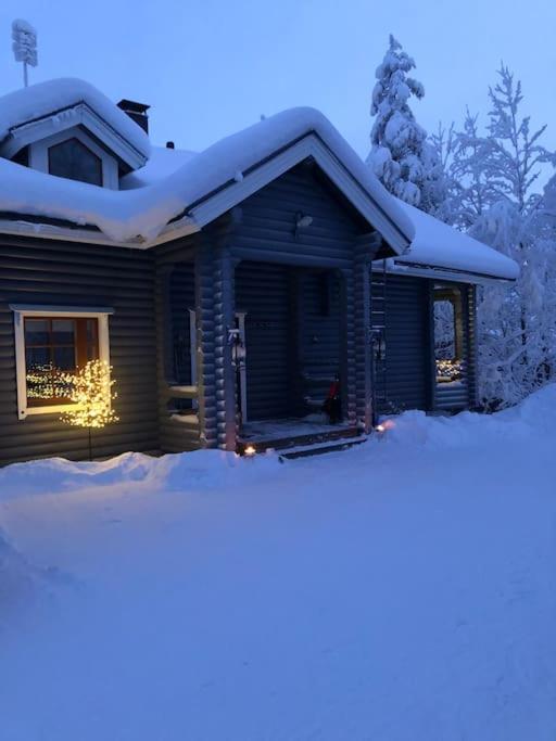 Rakkahovi in Levi Lapland