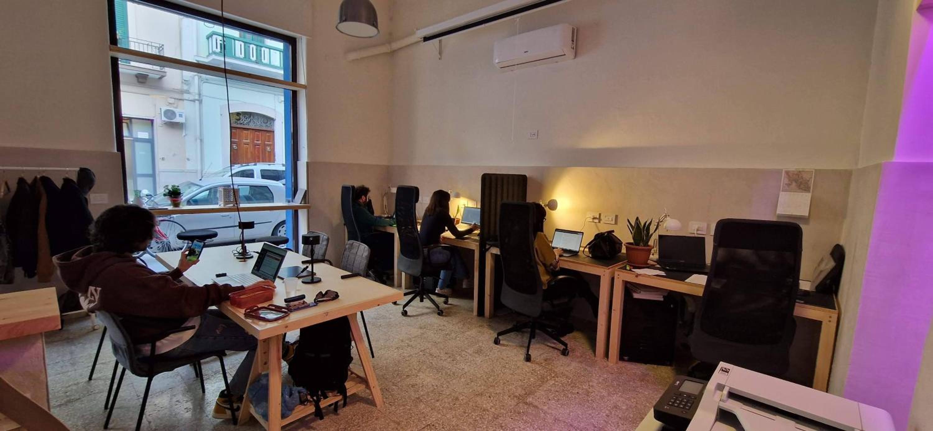 LoStabile Guesthouse & Coworking