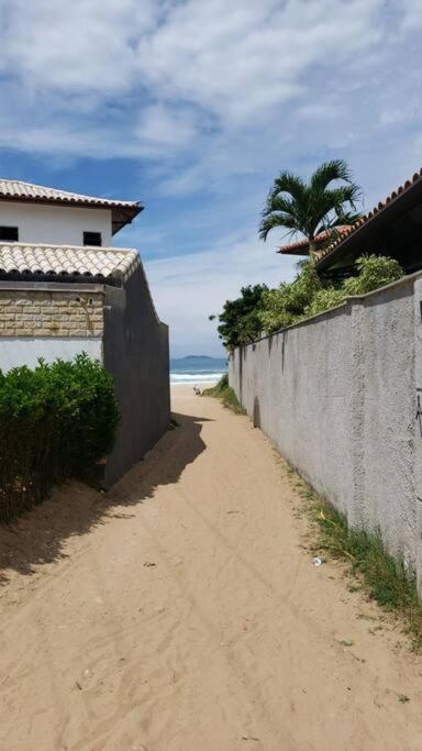 Novíssima casa à 3 mins da praia de Geribá