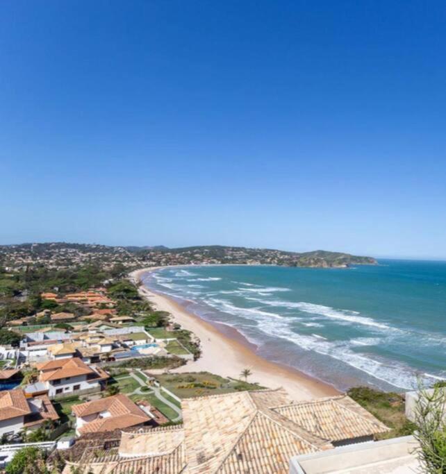 Novíssima casa à 3 mins da praia de Geribá
