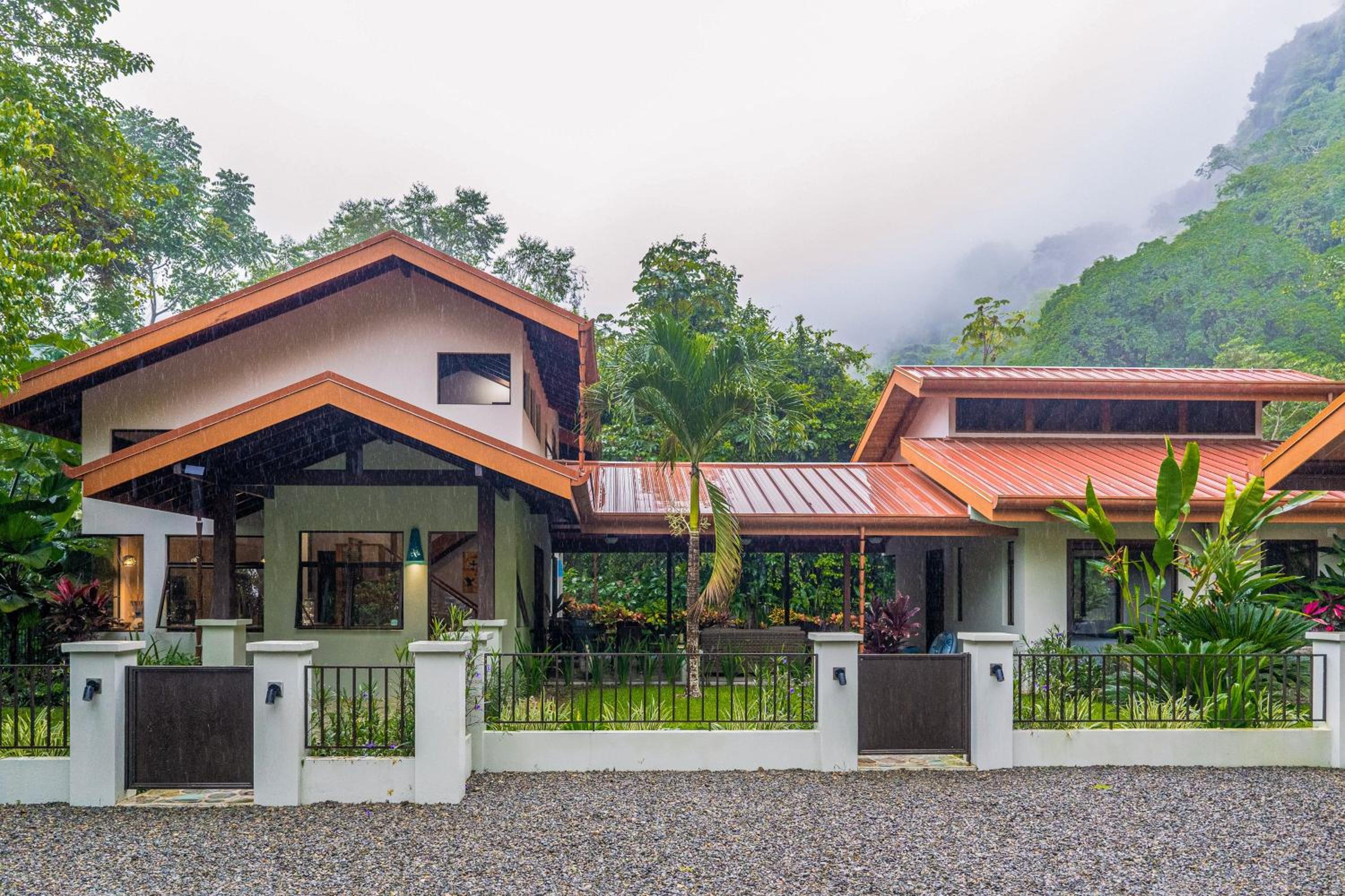 Casa de Orion - Main House