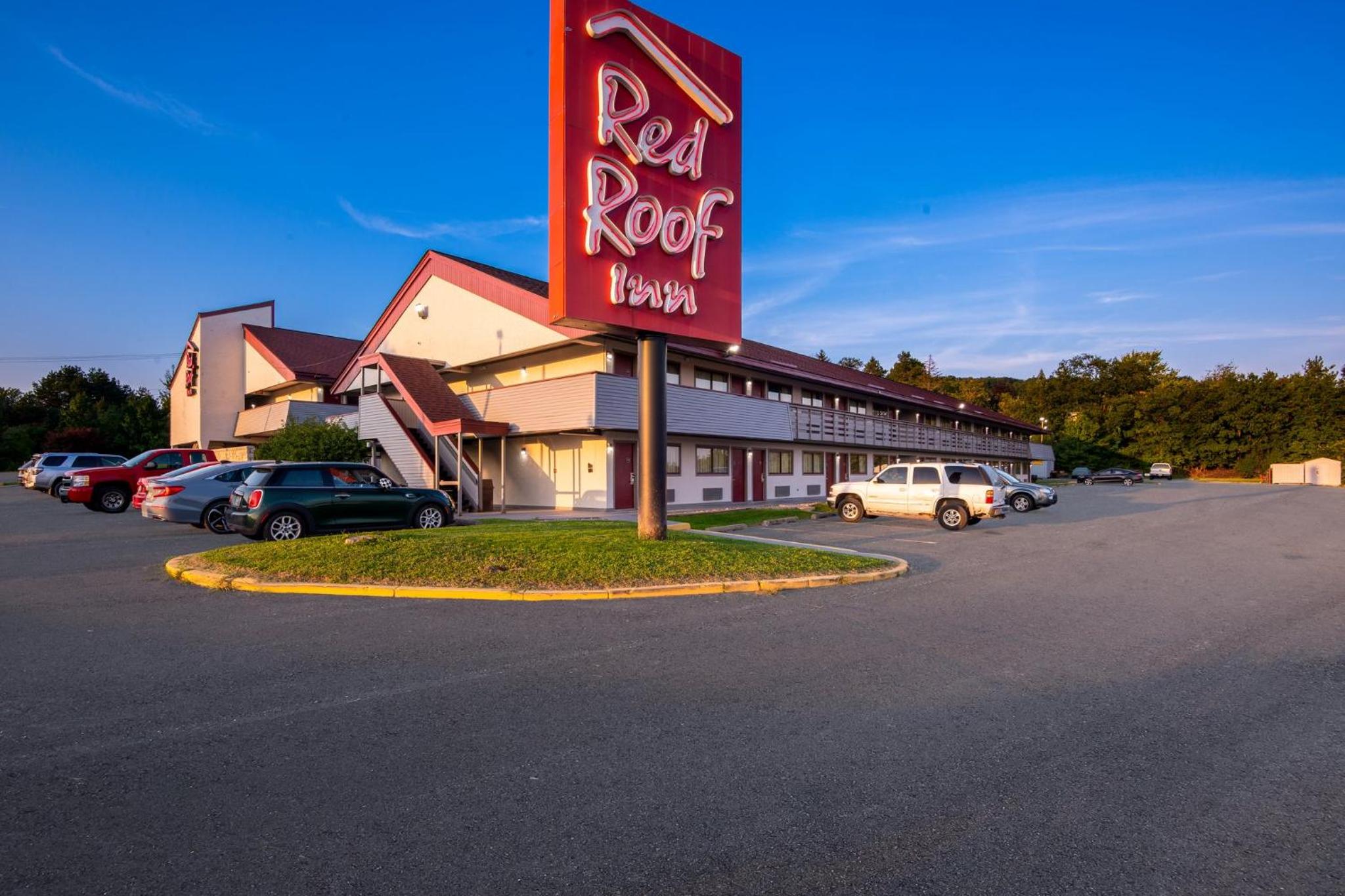 Red Roof Inn Binghamton - Johnson City view 2