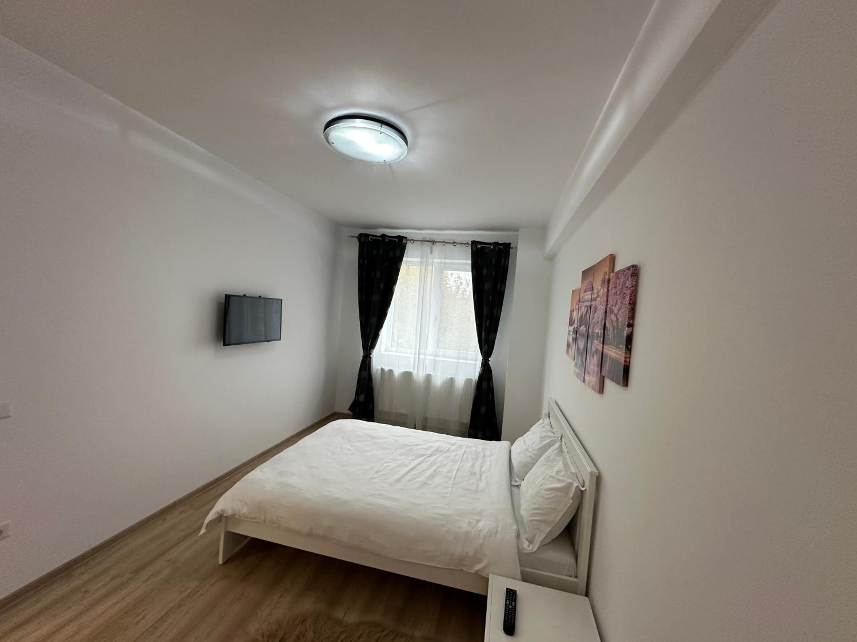 Renting Solutions Palas Mall view 2
