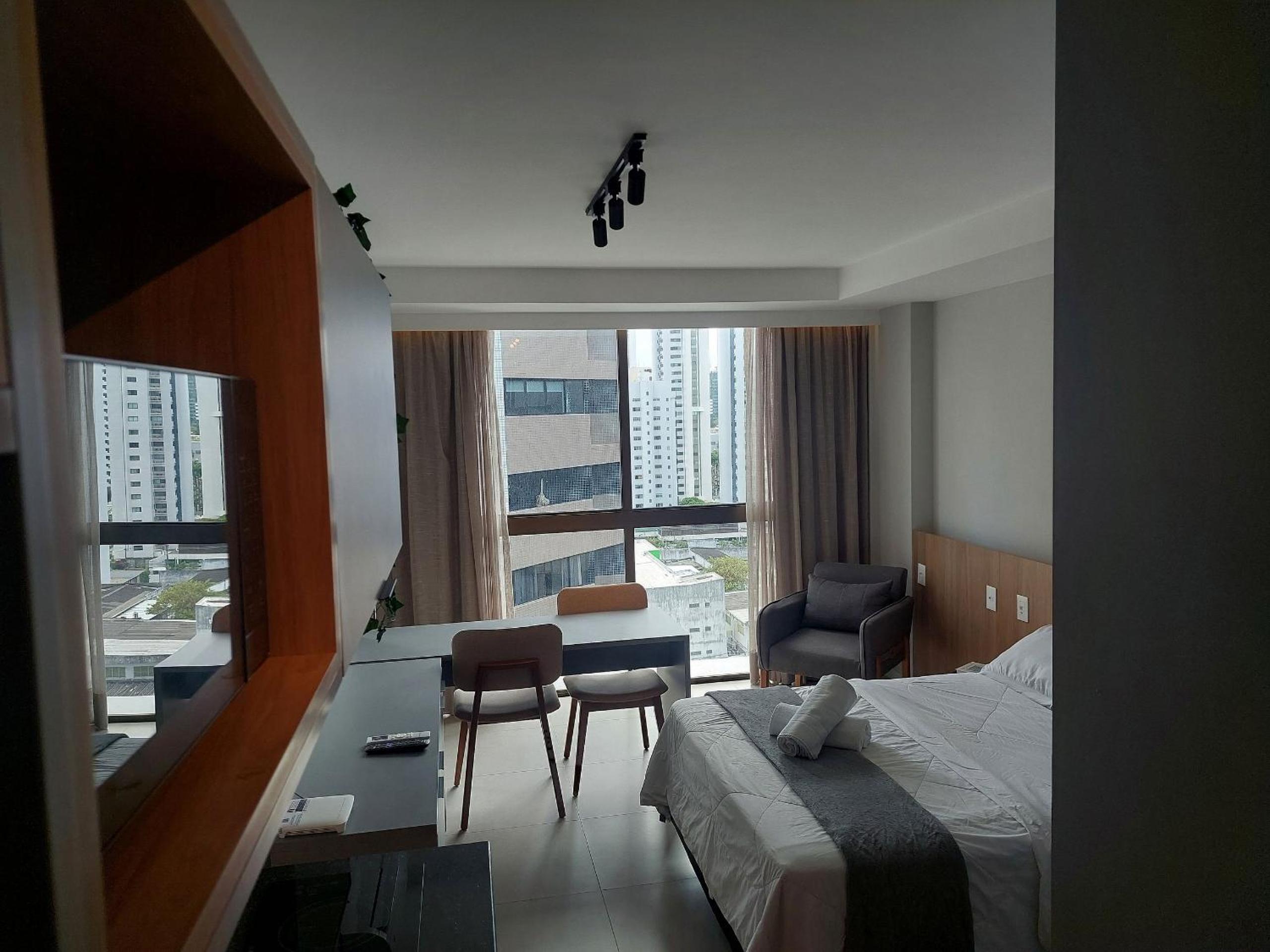 Rooftop 470 - Studios em Boa Viagem por Yolo
