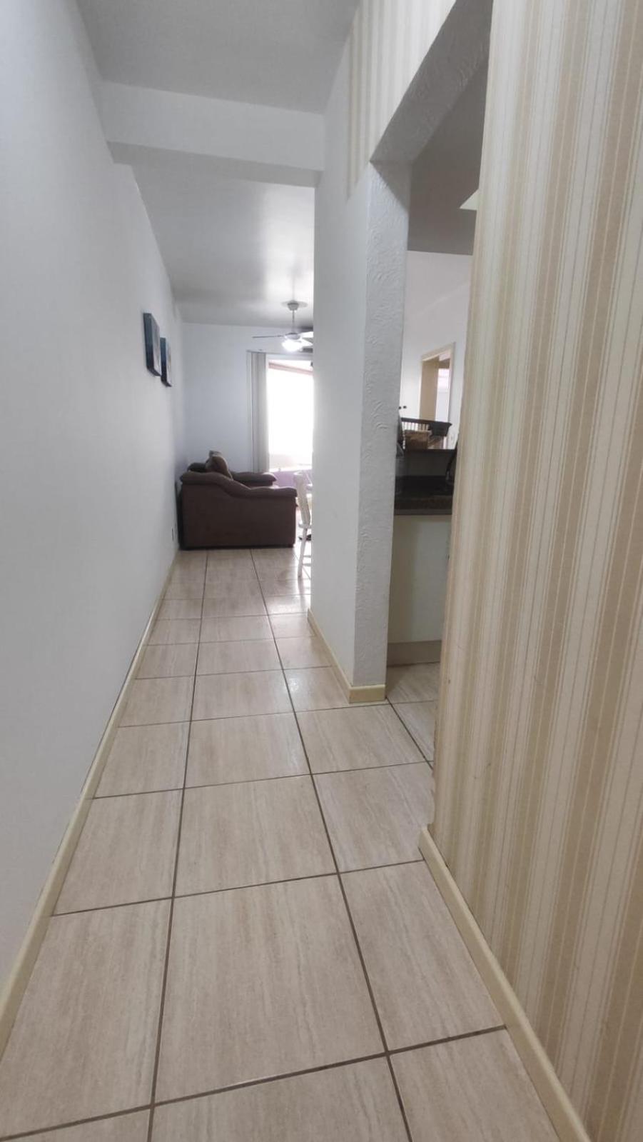 Amplo apartamento próximo ao Mar-Mar Grosso-Laguna