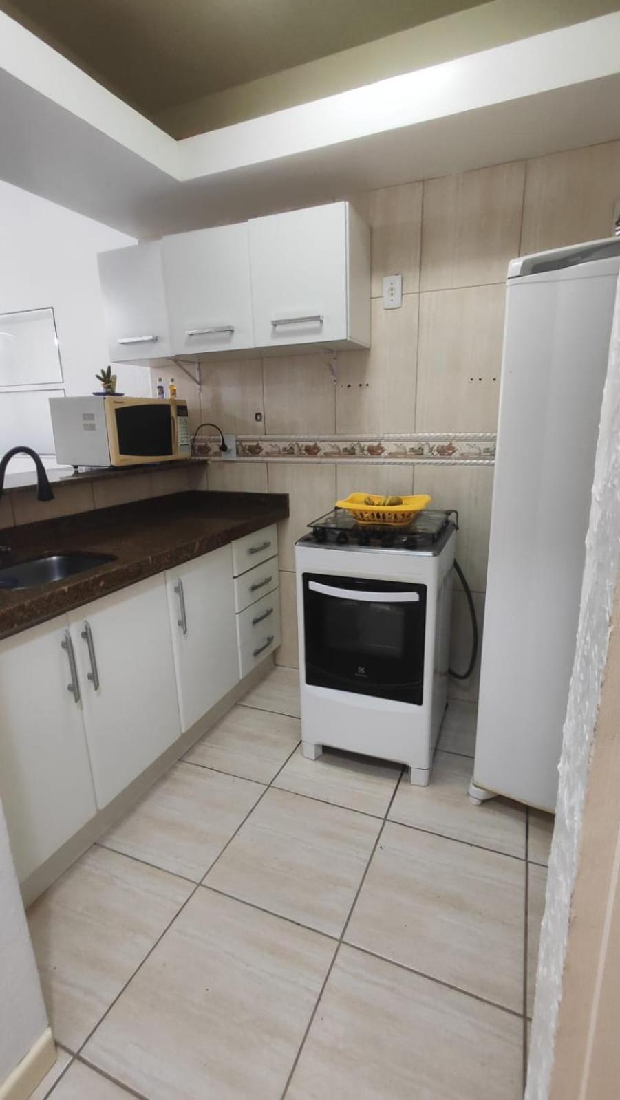 Amplo apartamento próximo ao Mar-Mar Grosso-Laguna