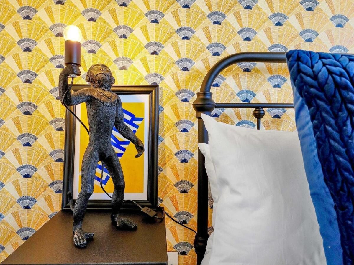 Chic Urban Apartment • Prime Cape Town Location