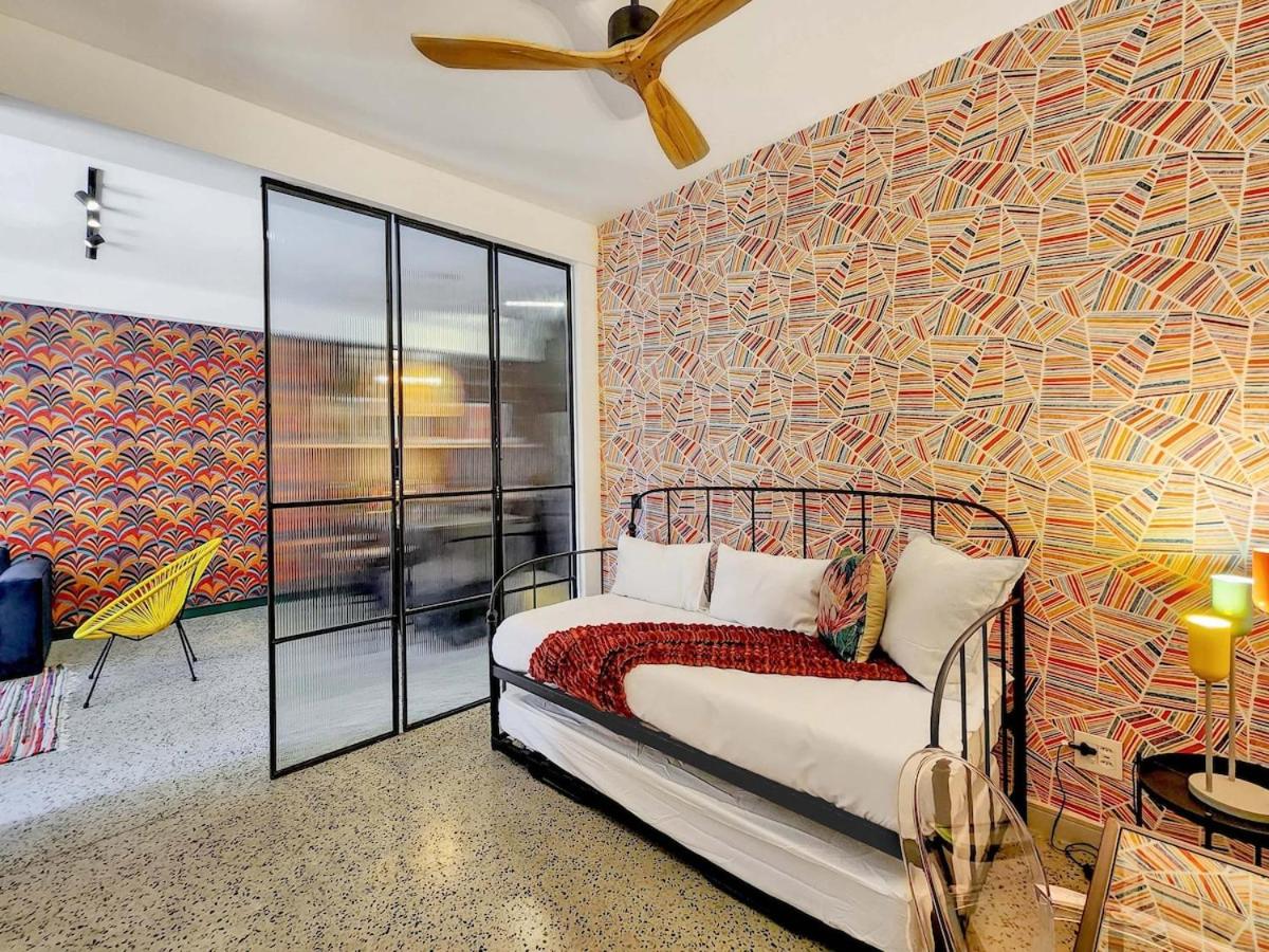 Chic Urban Apartment • Prime Cape Town Location