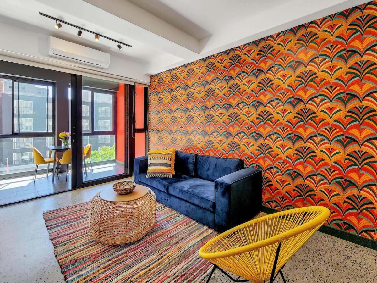 Chic Urban Apartment • Prime Cape Town Location