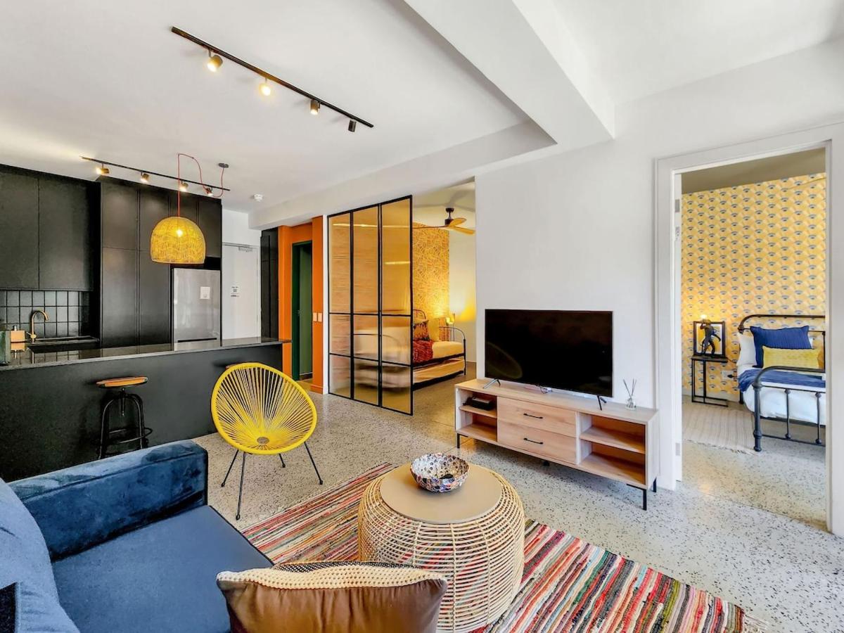 Chic Urban Apartment • Prime Cape Town Location