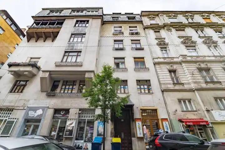 Stúdió Apartman Budapest szívében view 4
