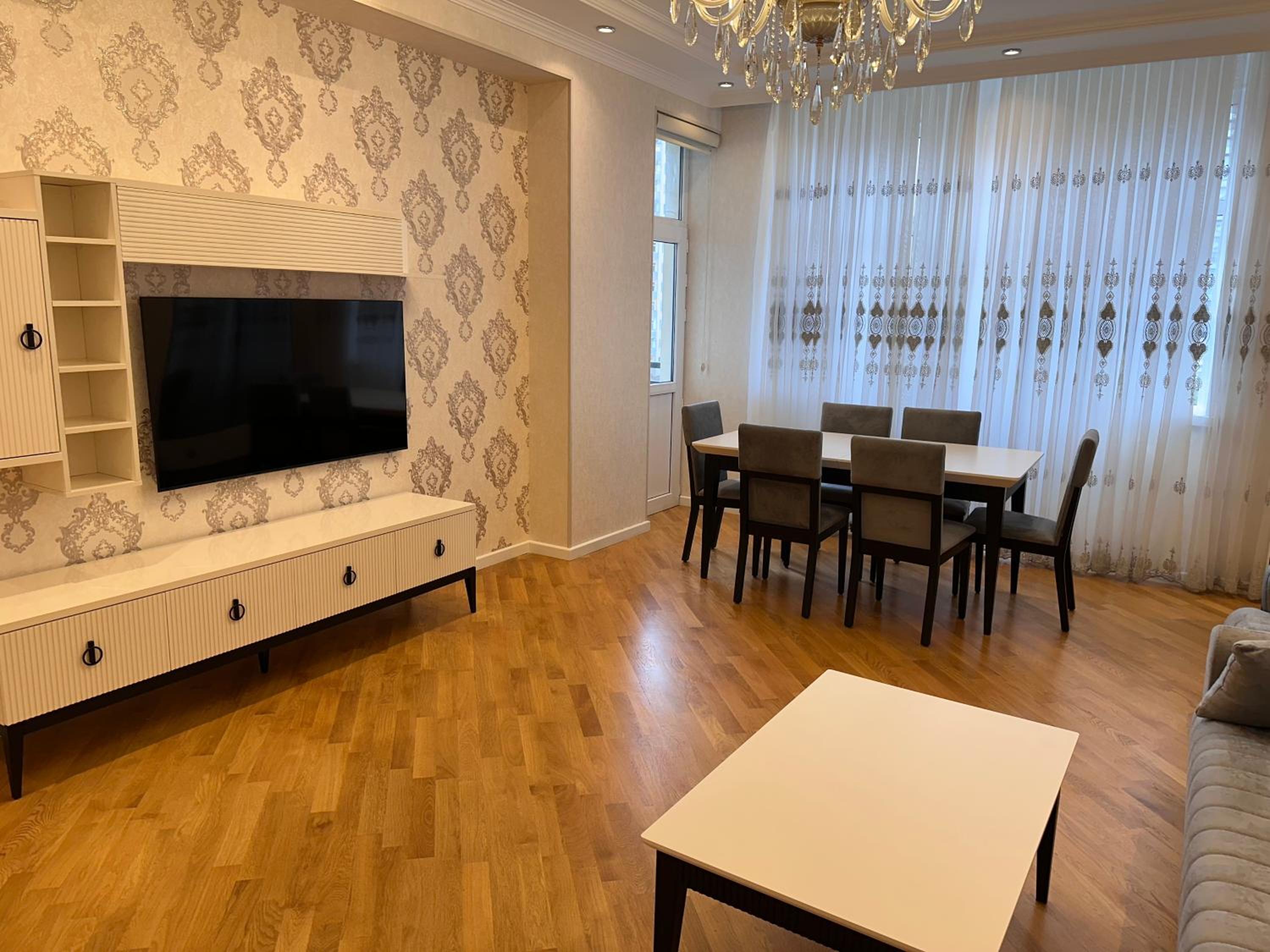 Baku City Center Apartment on Nizami subway station