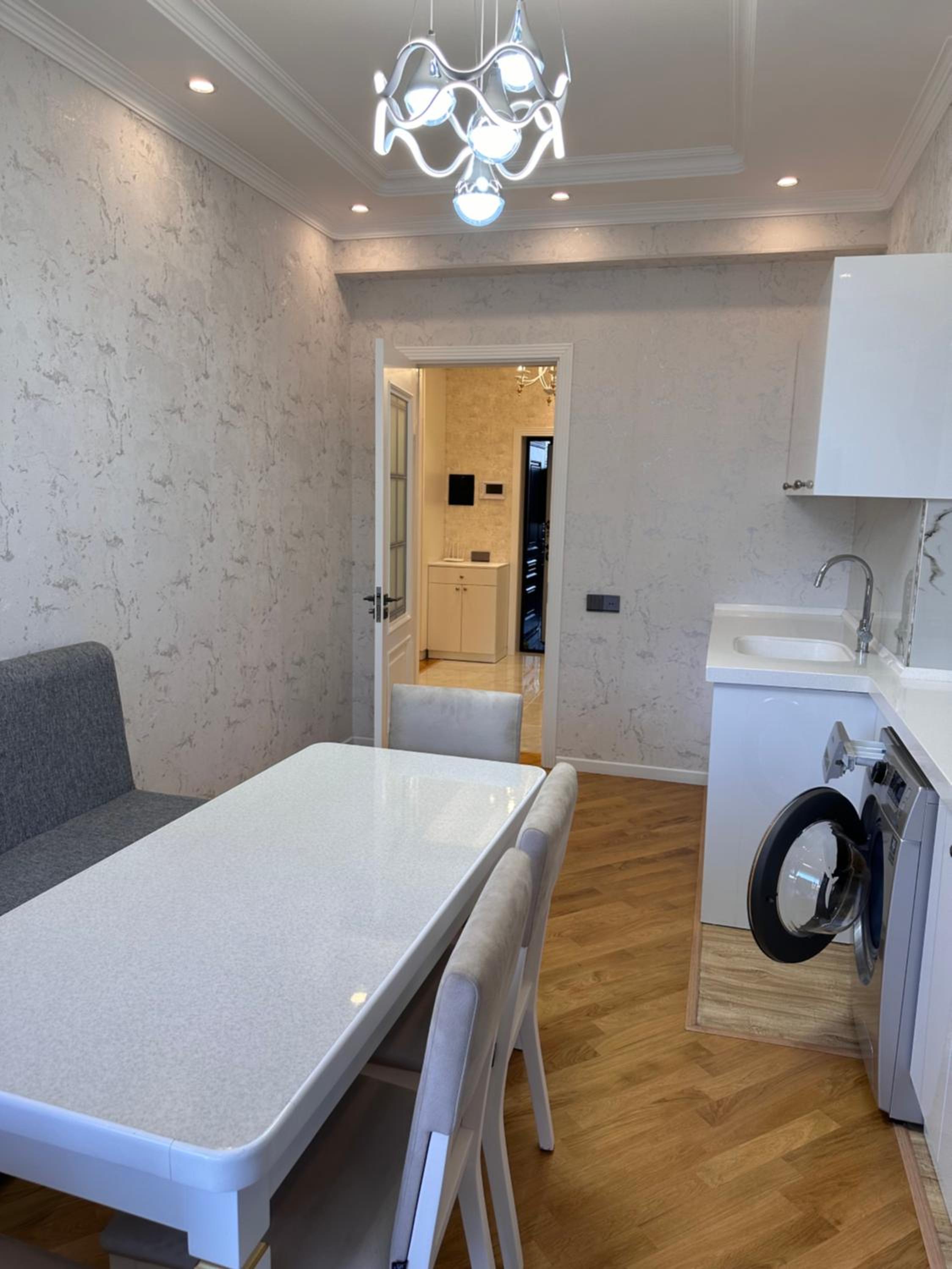 Baku City Center Apartment on Nizami subway station