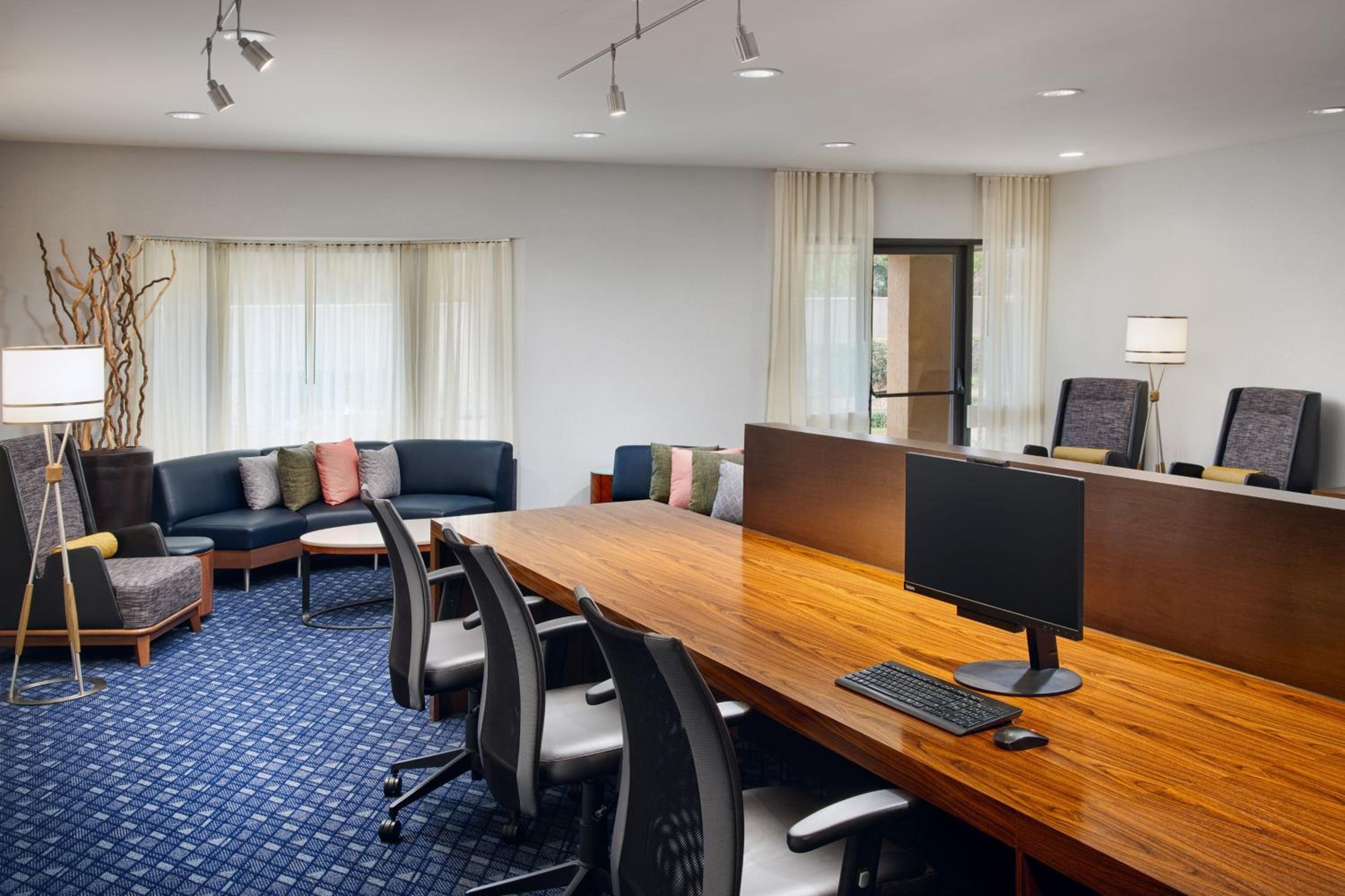 Hotel Courtyard Baton Rouge Siegen Lane - Image 1