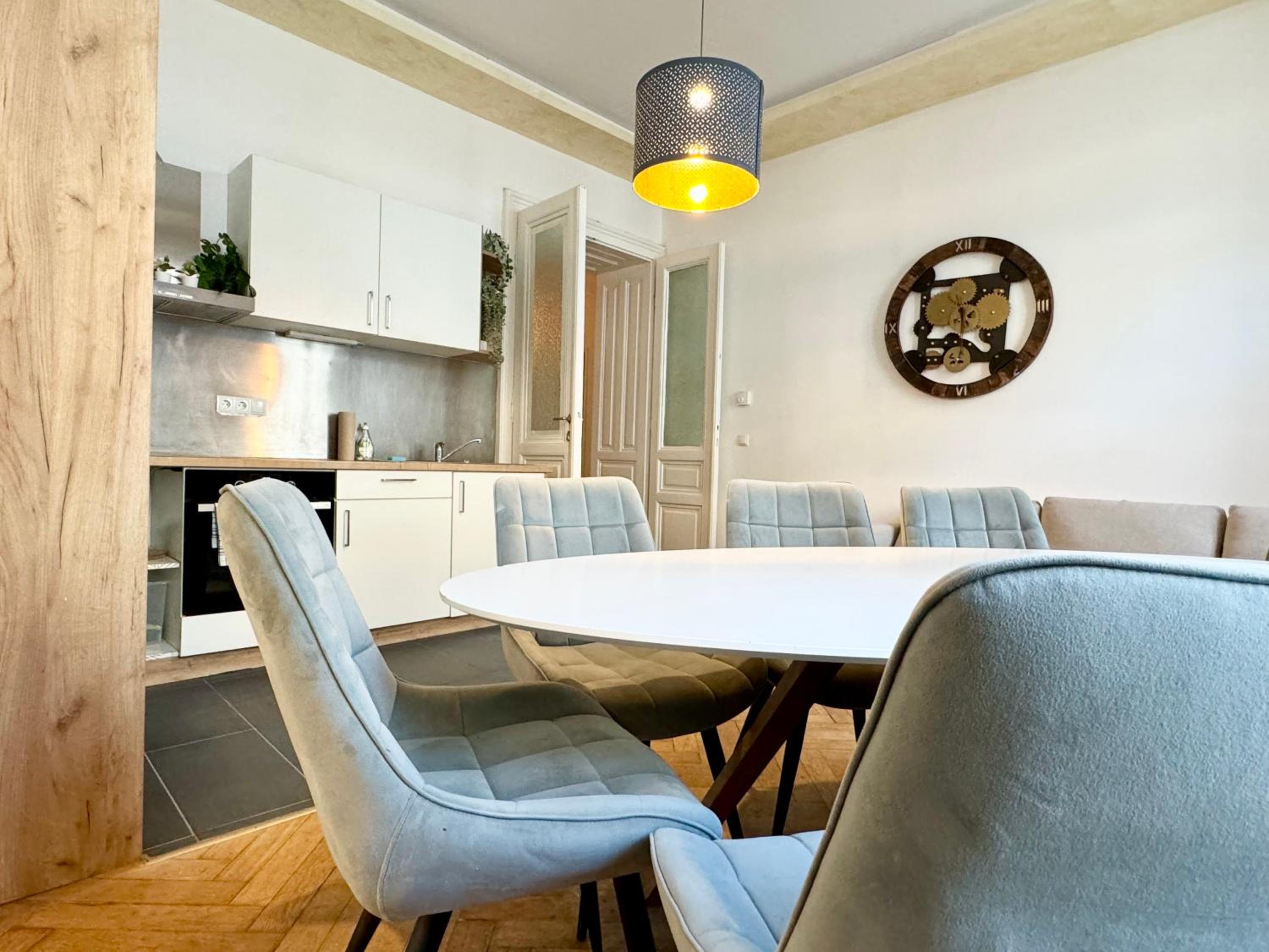 Premium Apartment located at the famous Vienna Kutschkermarkt
