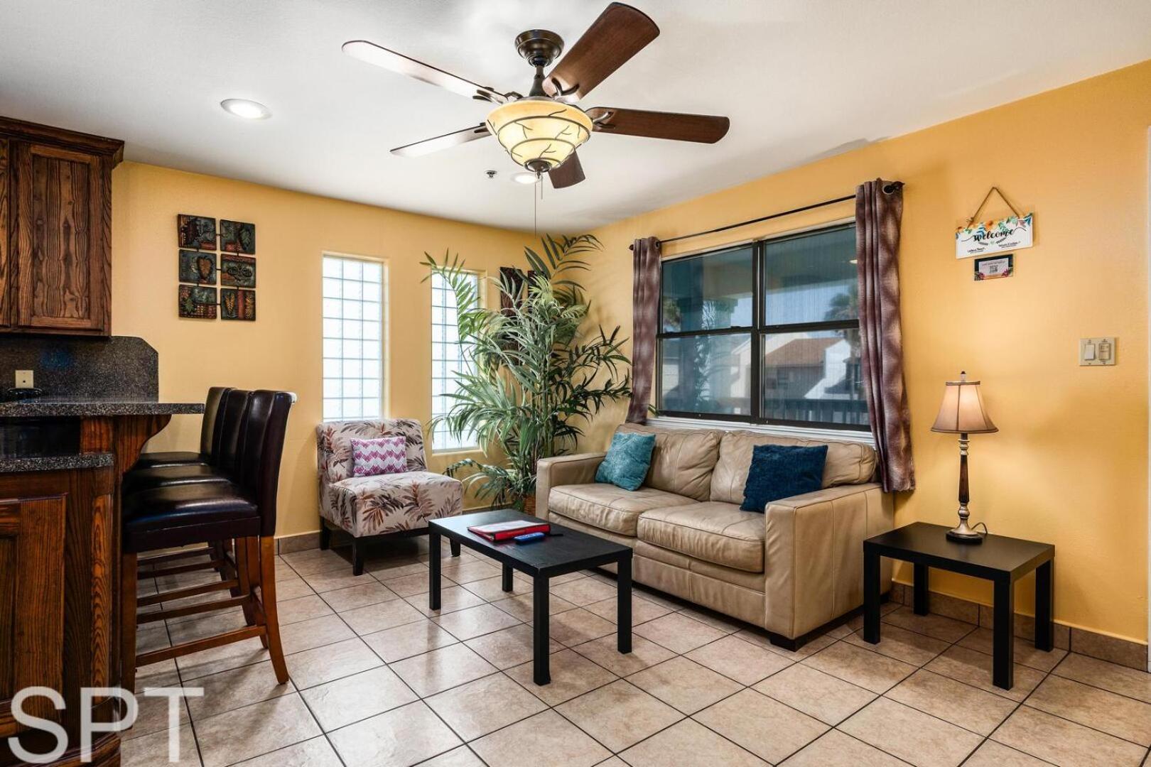Lantana Retreat 4