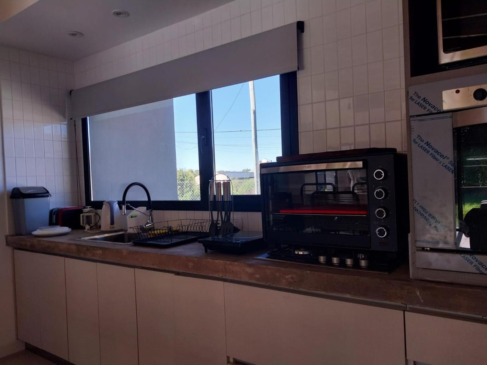 Moderna, calida y luminosa casa en acantilados para 2 Personas