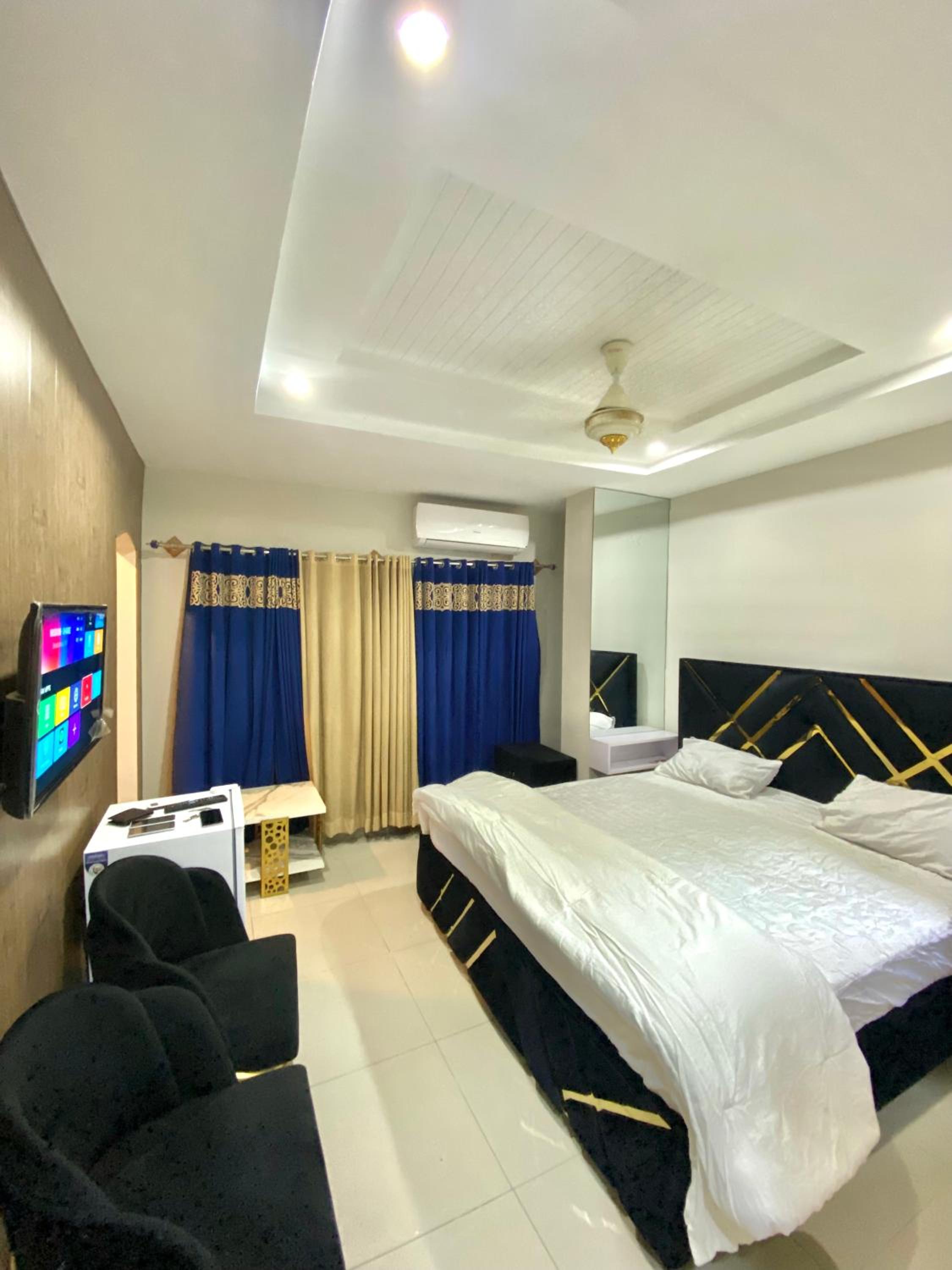 Bahria Guest House
