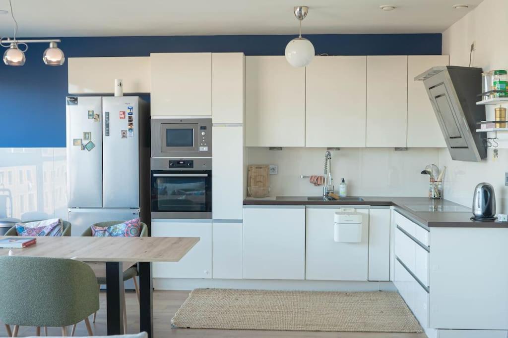 Spacious & Calm Atelier in BoLo