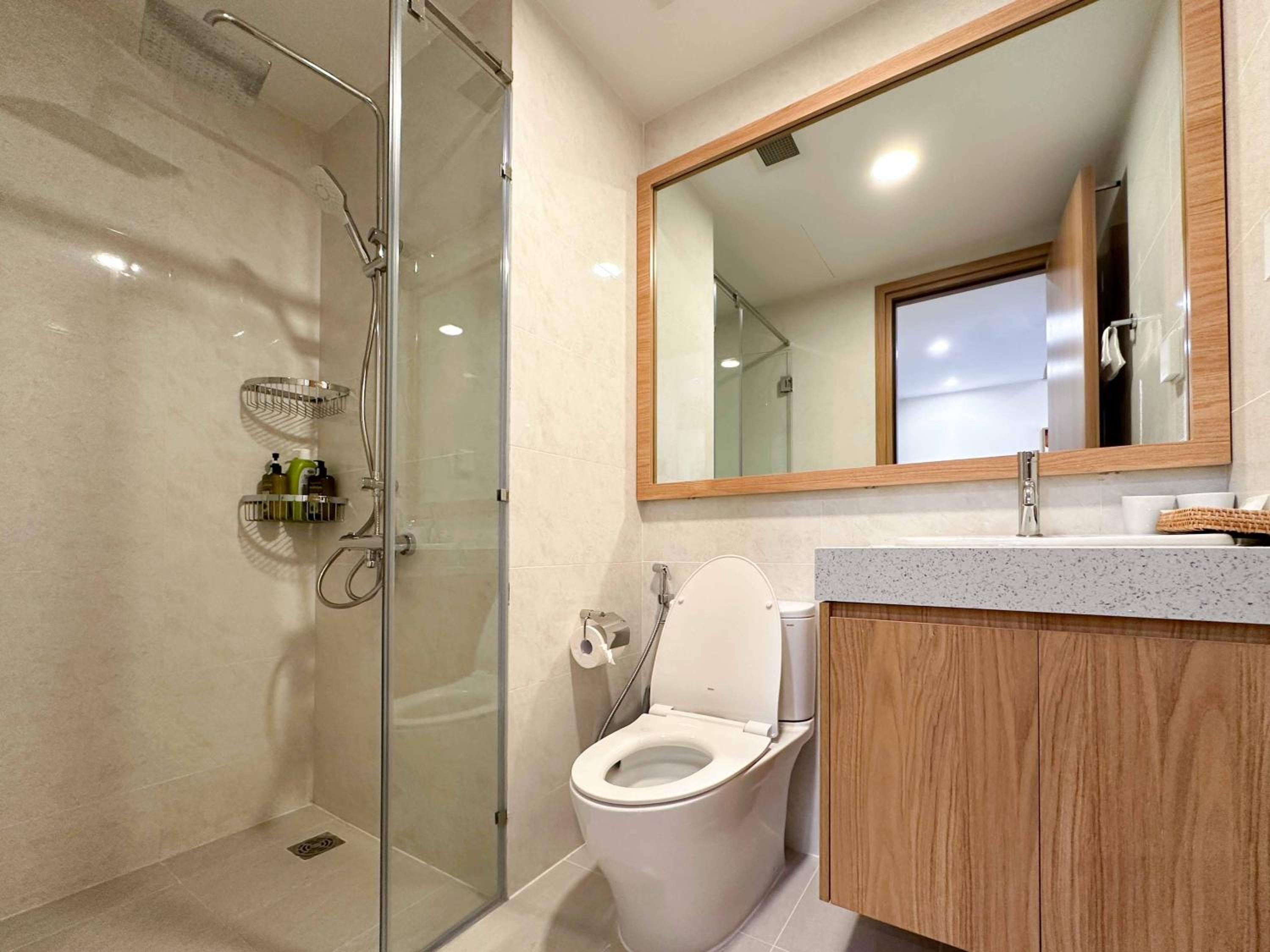 Ryus Apartment at Sohos residence 1414
