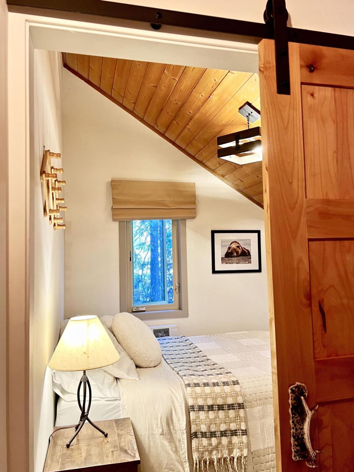 Ski Lodge Big White