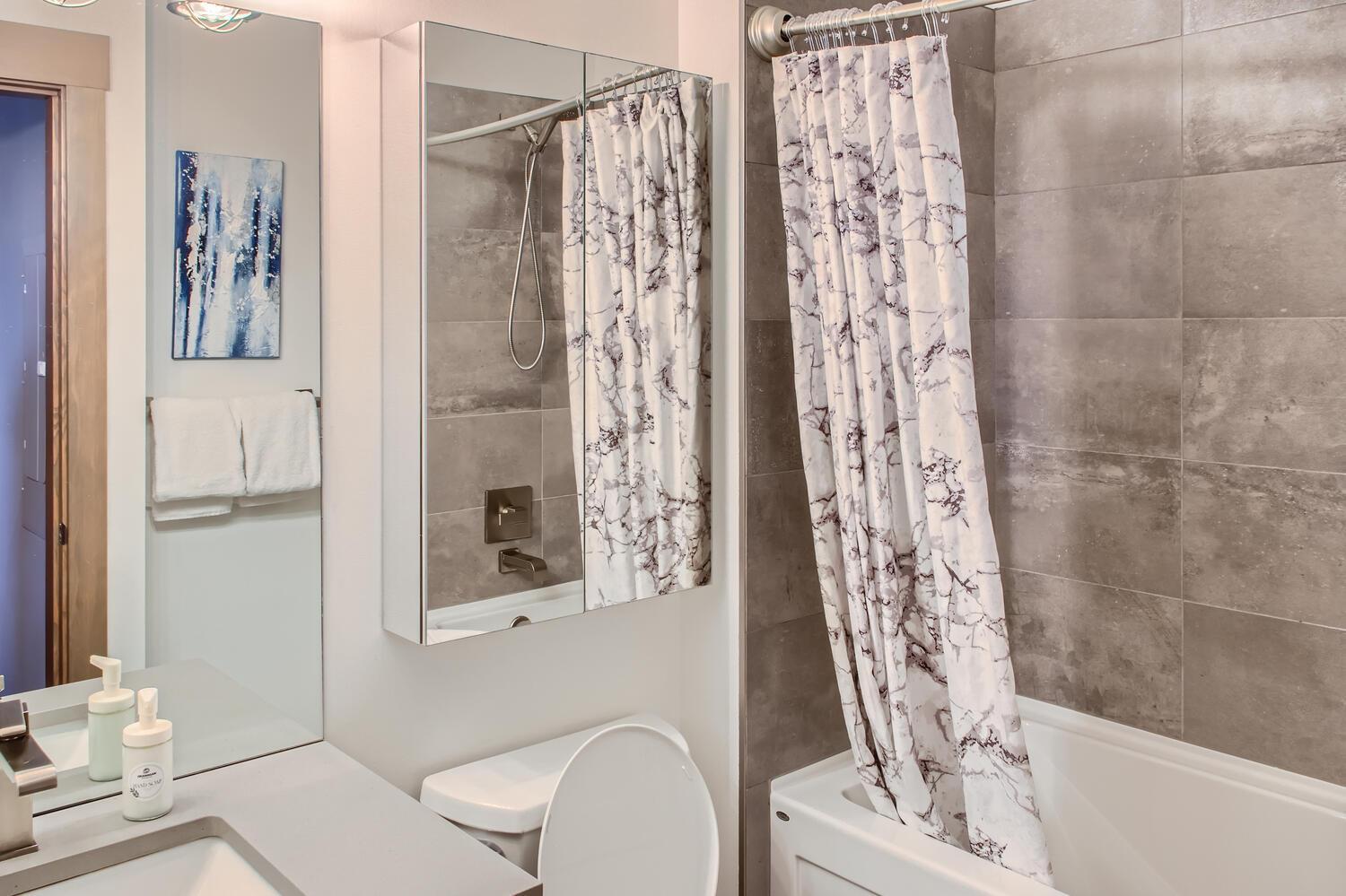 Stonegate Resort Unit B408
