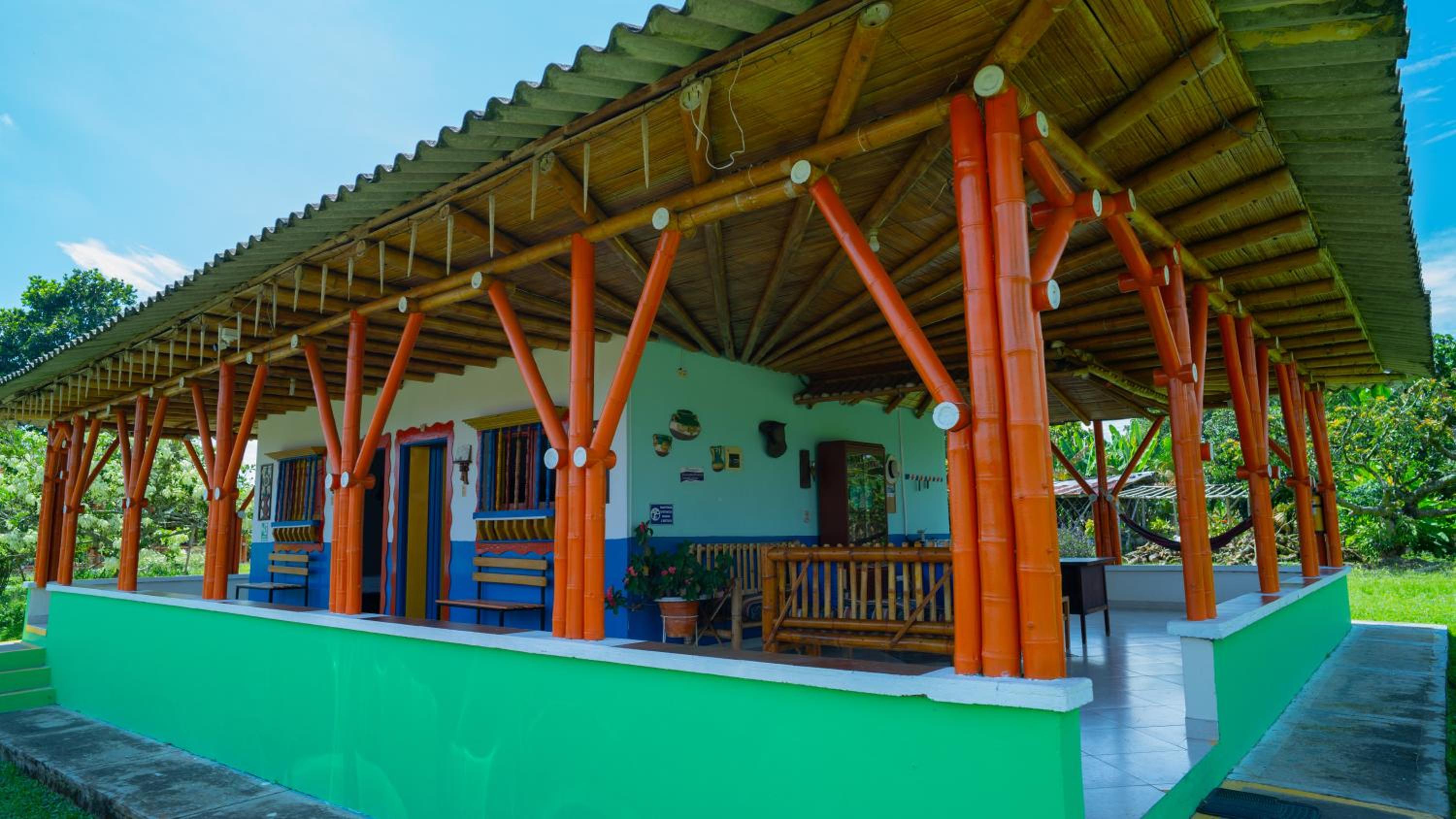 Finca Hotel SHALOM LA DORADA EJE CAFETERO