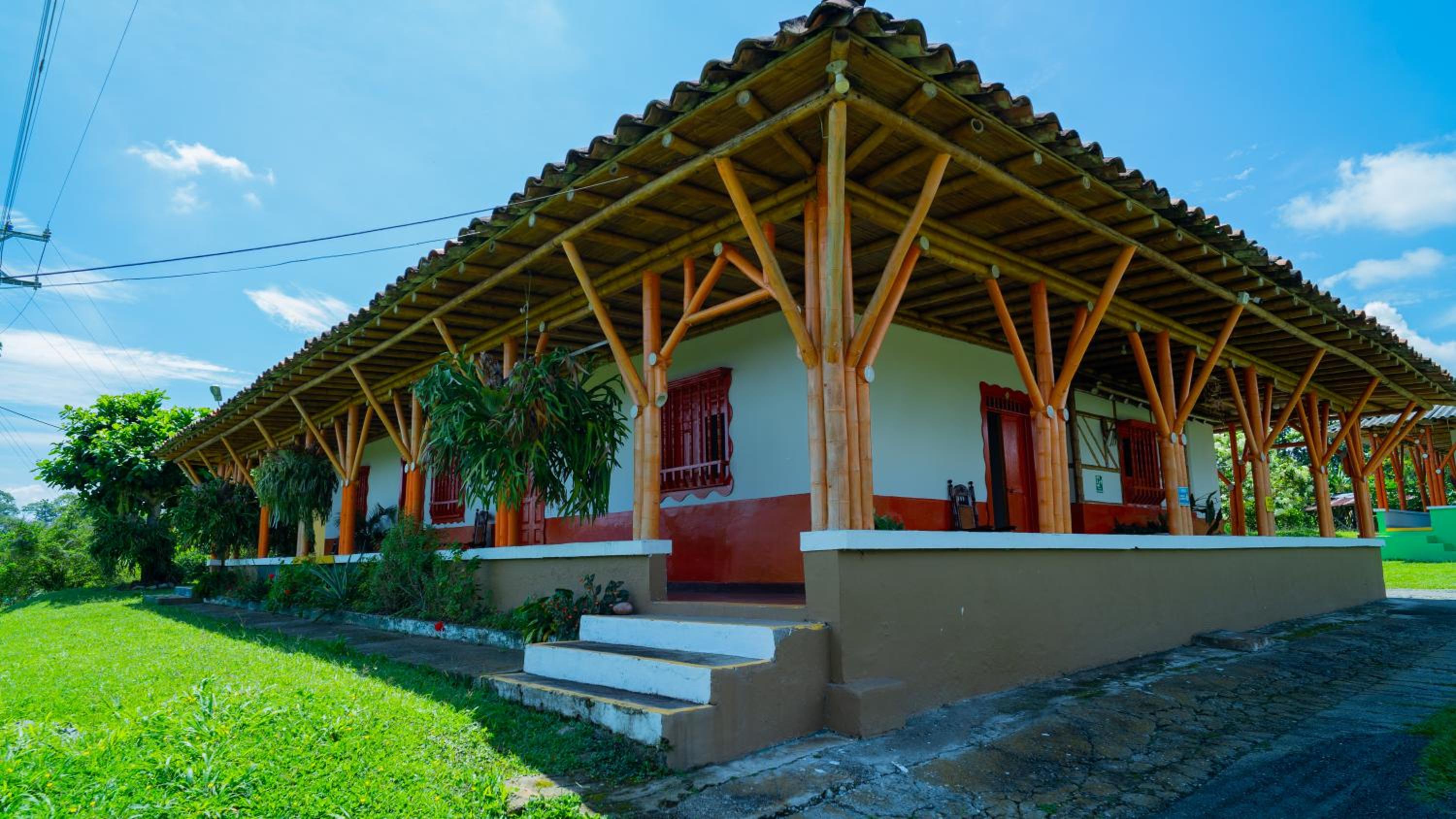 Finca Hotel SHALOM LA DORADA EJE CAFETERO