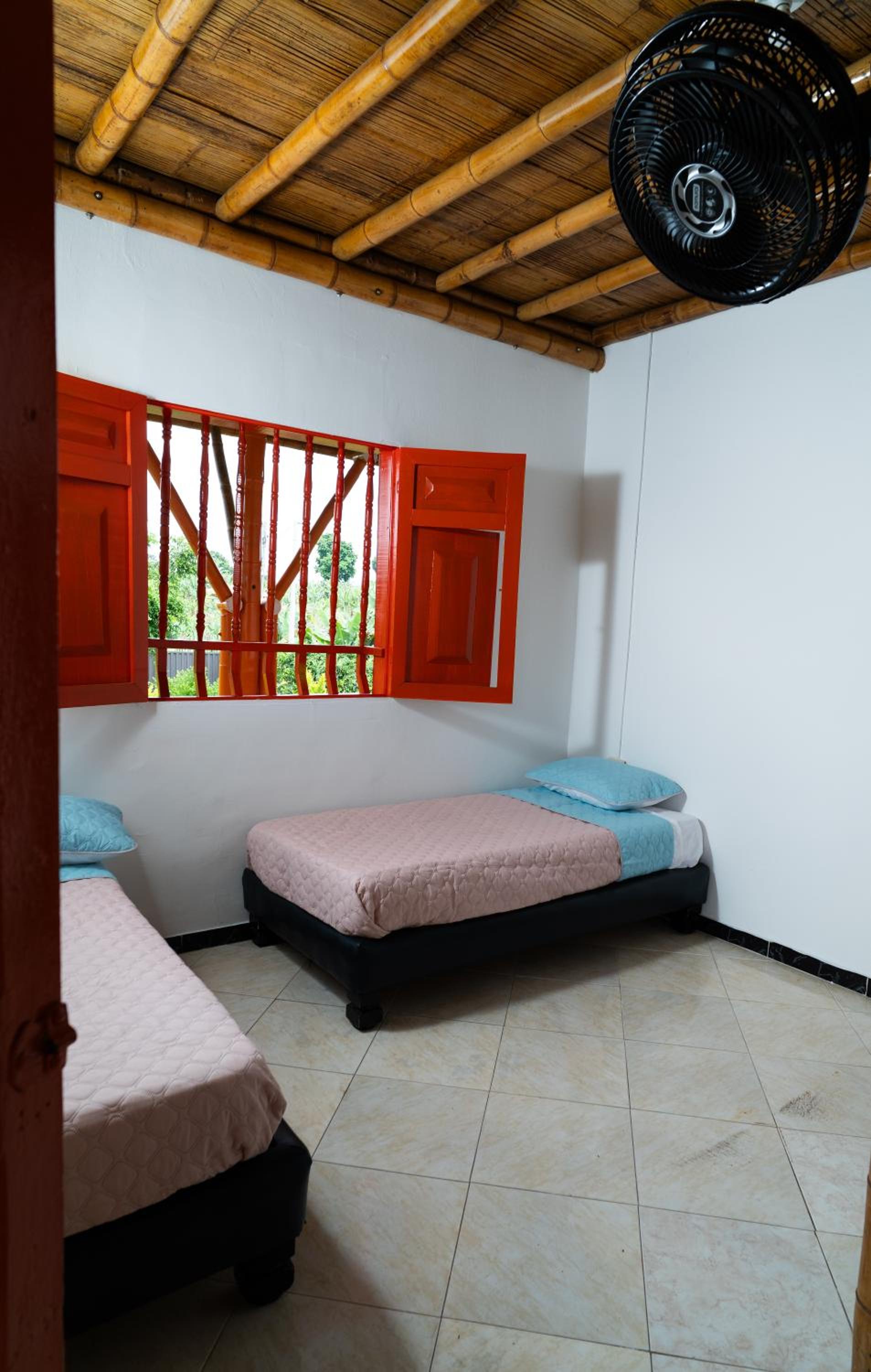 Finca Hotel SHALOM LA DORADA EJE CAFETERO