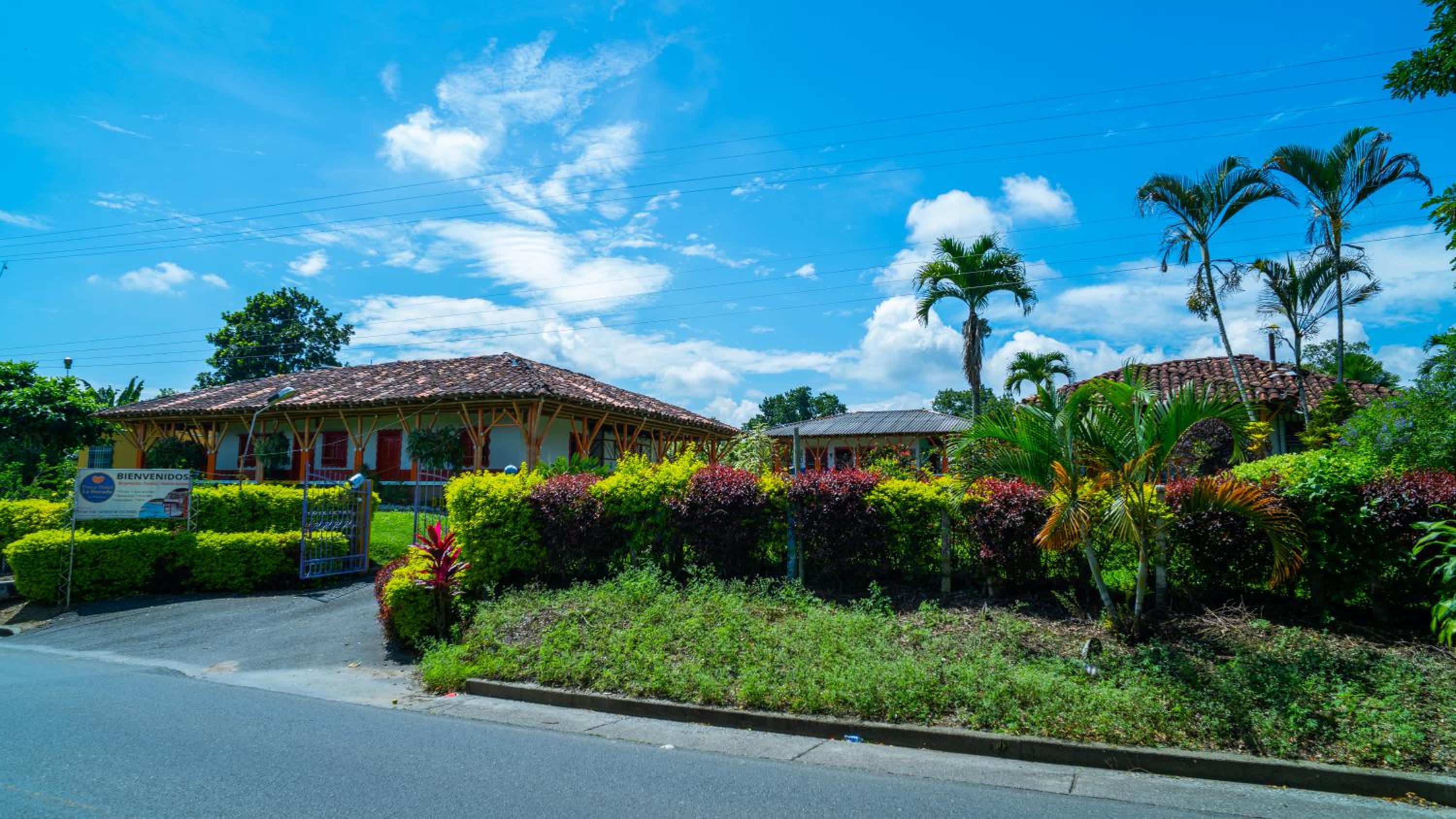 Finca Hotel SHALOM LA DORADA EJE CAFETERO