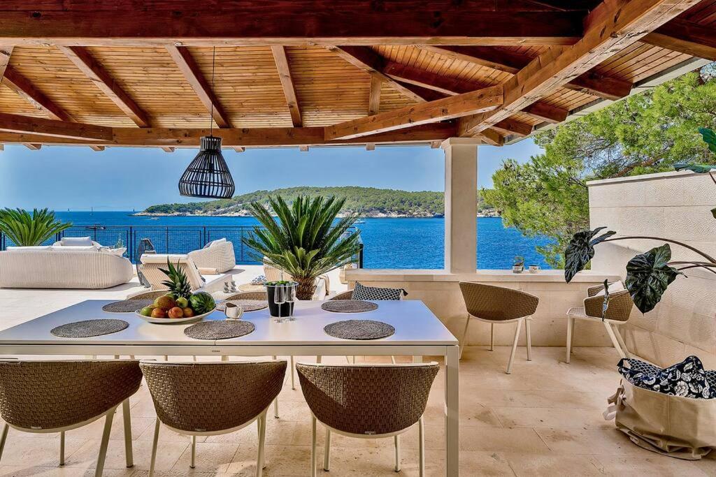 Seaside Villa Vesna