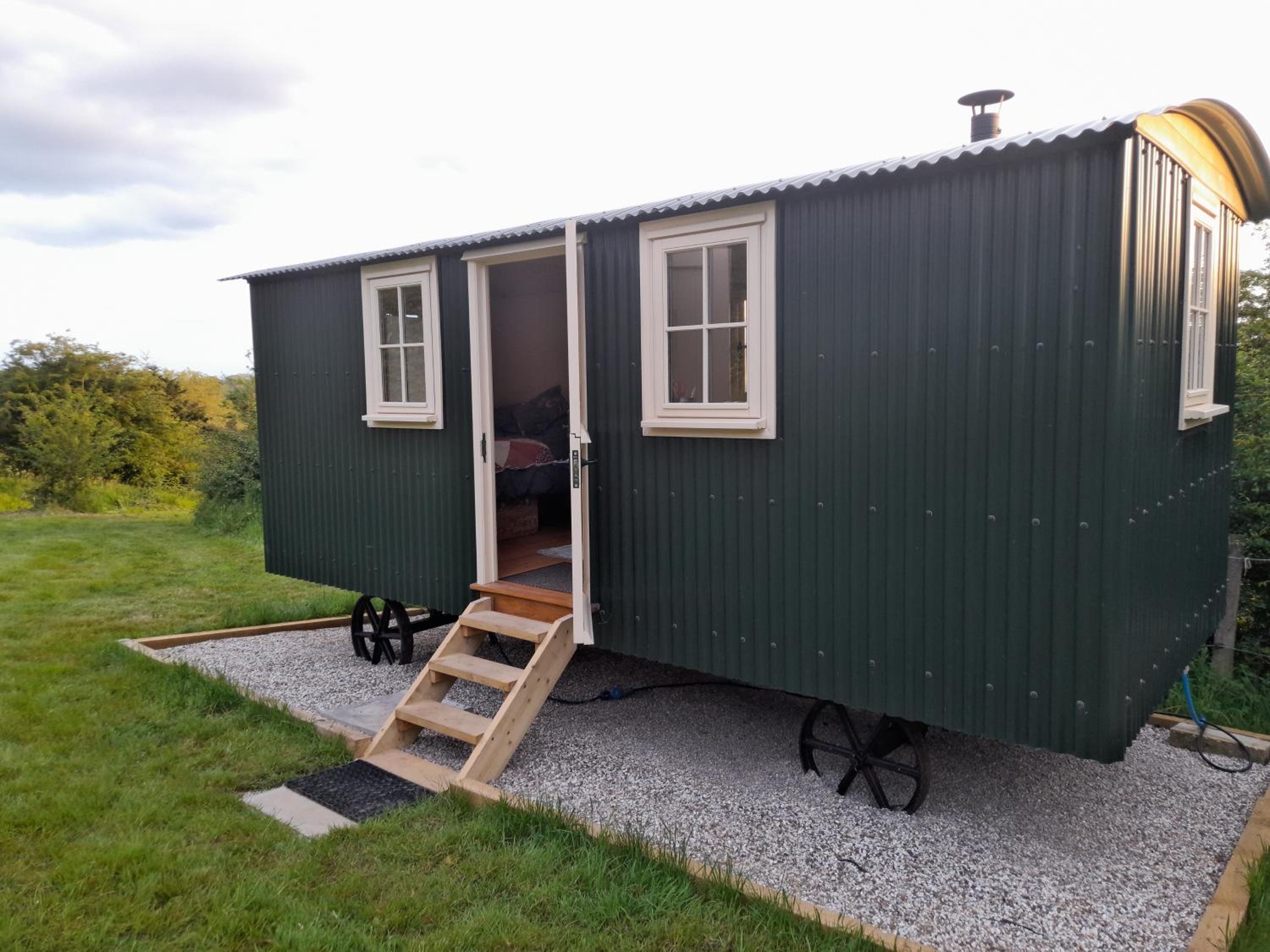 Hill Top Hideaway Shepherds Hut with Hot Tub
