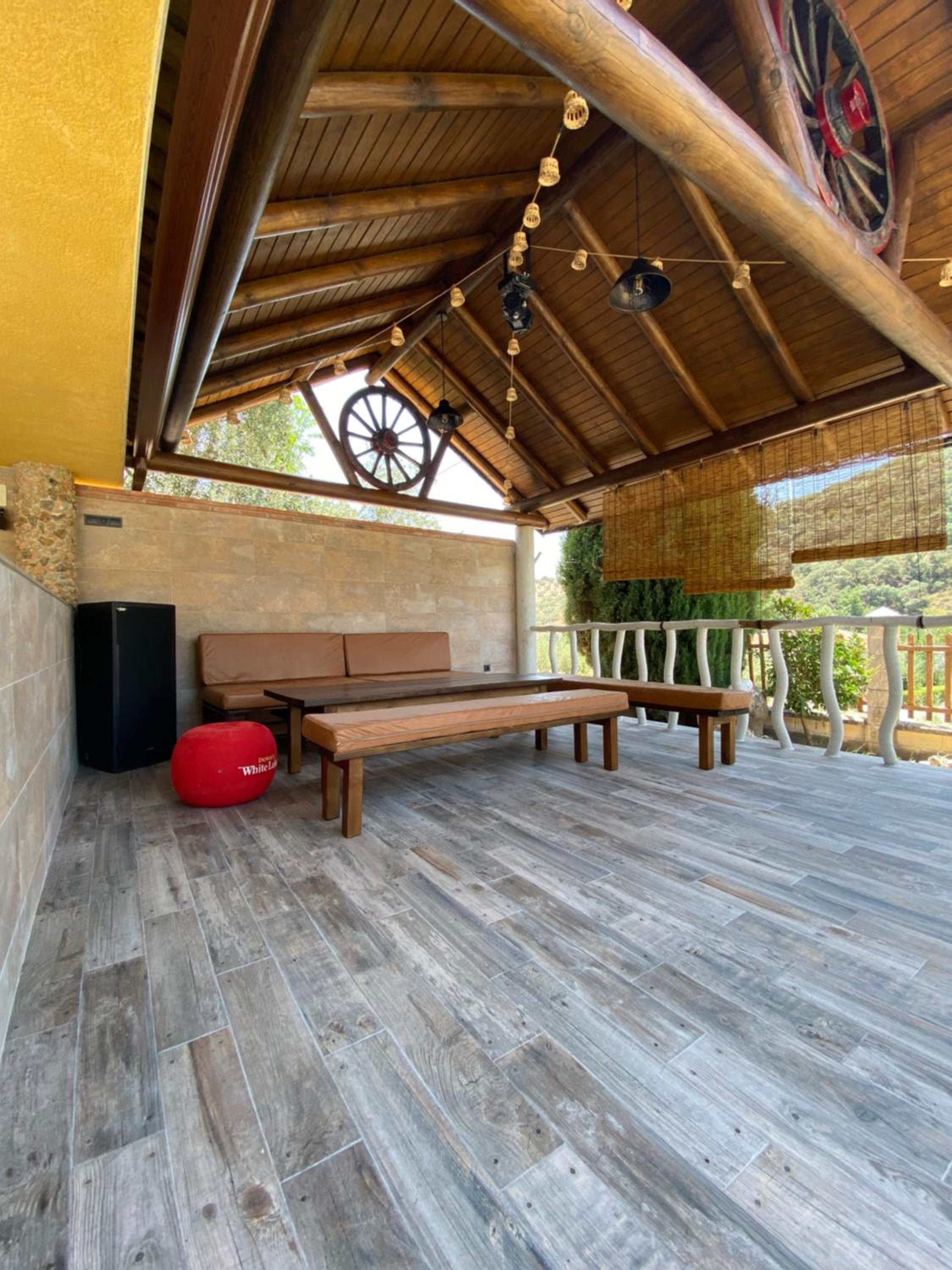 Villa Galones
