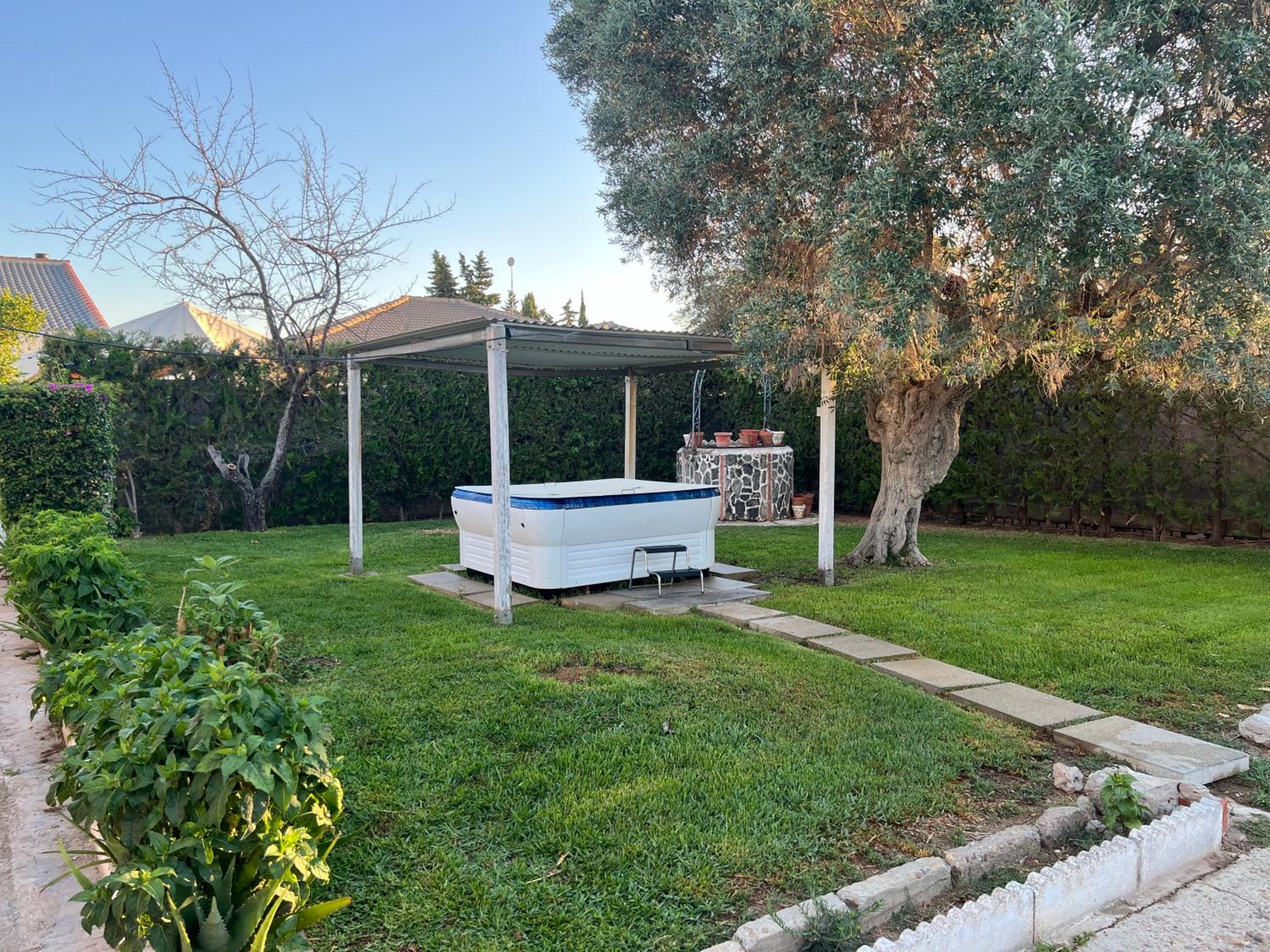 Chalet piscina jakuzzi sevilla