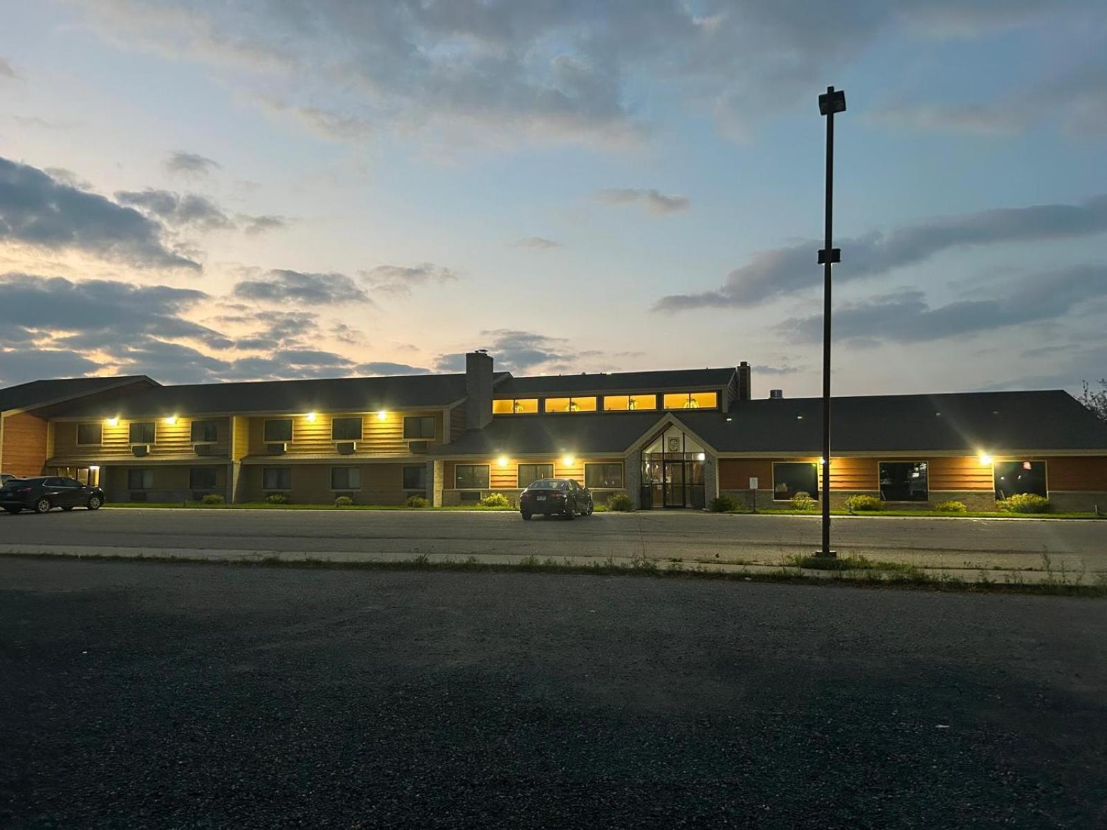 Northwoods Inn & Suites - Blackduck view 3