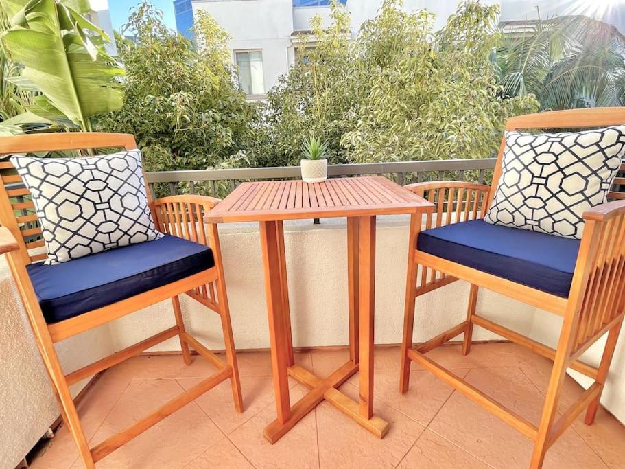 Cozy 2 Bedroom 2 Bathroom Condo with Pool, Gym, Spa