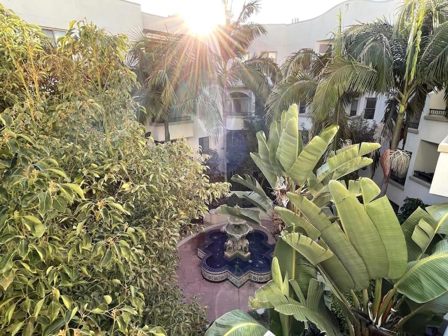 Cozy 2 Bedroom 2 Bathroom Condo with Pool, Gym, Spa