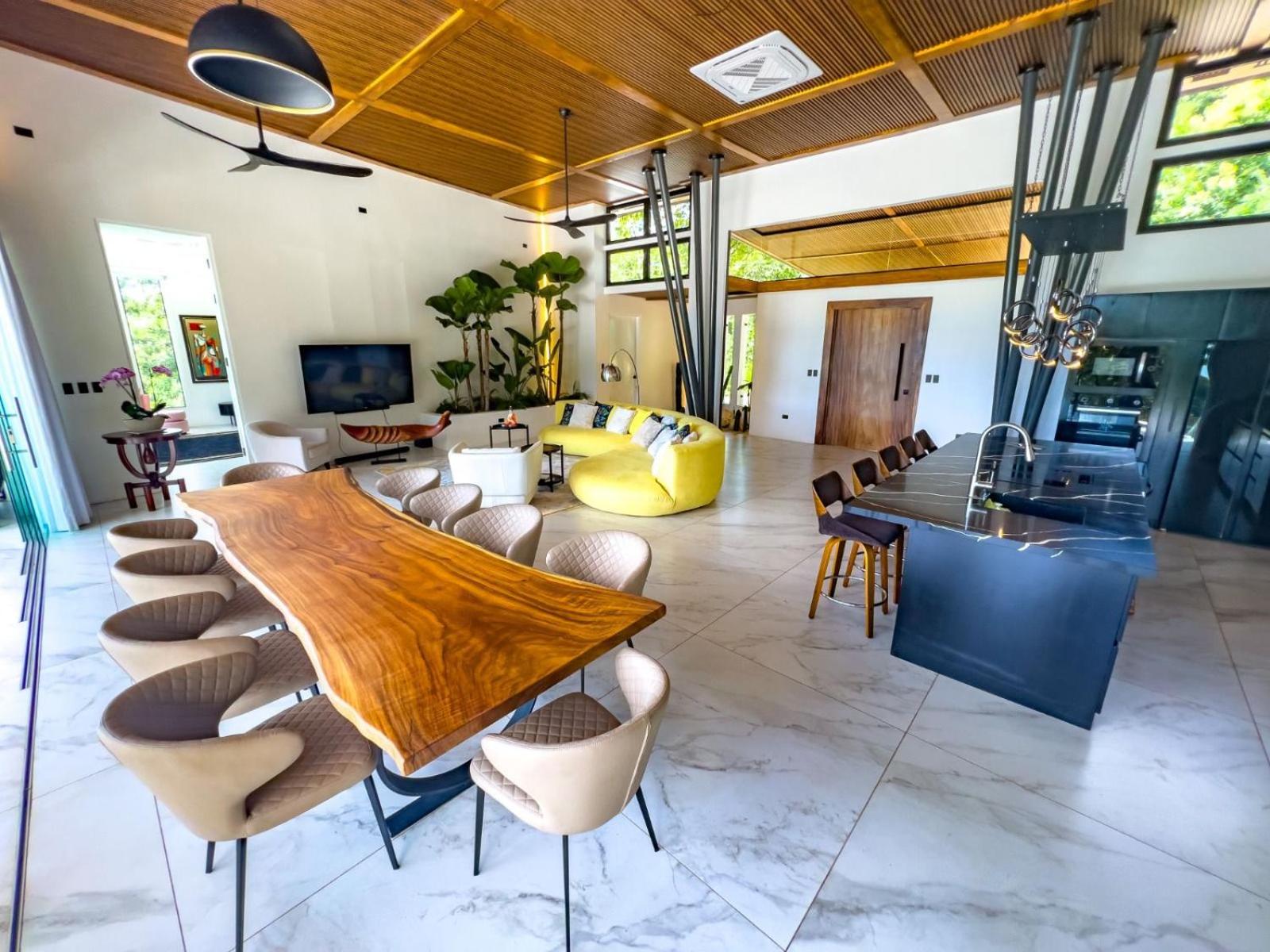 Casa Laguna