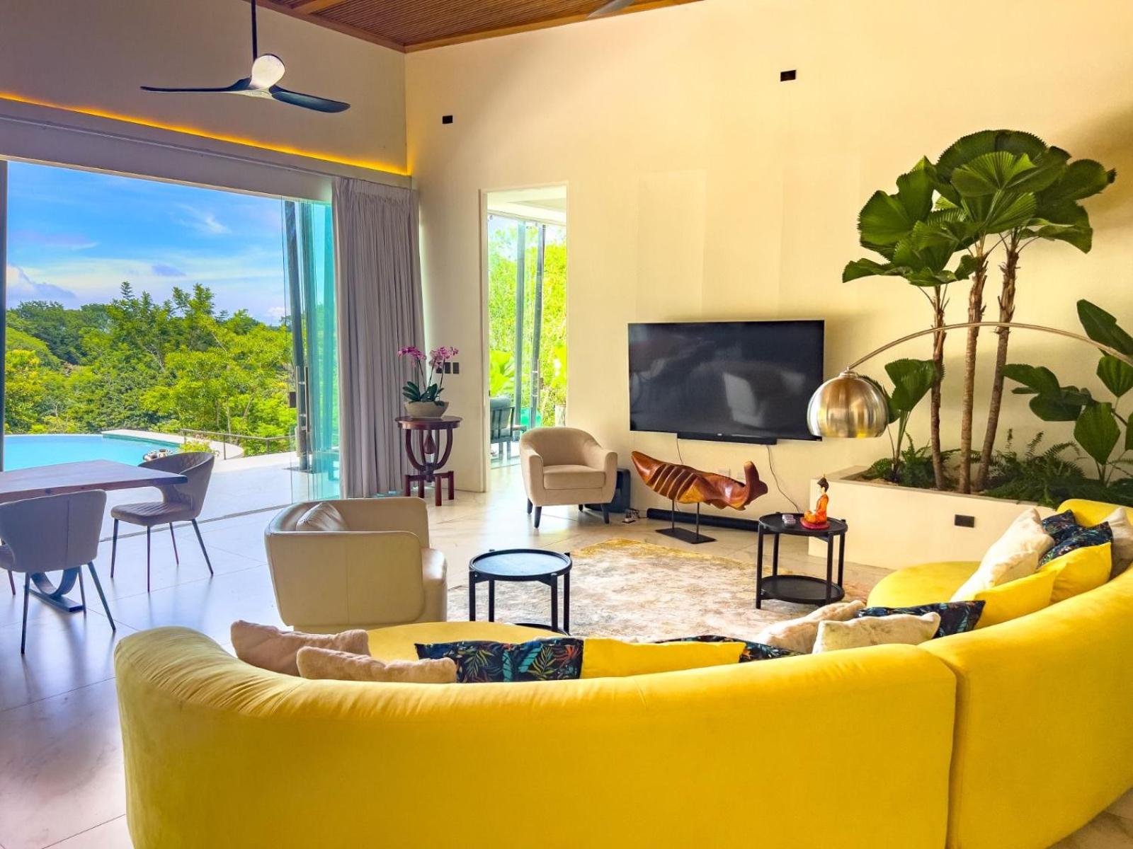 Casa Laguna