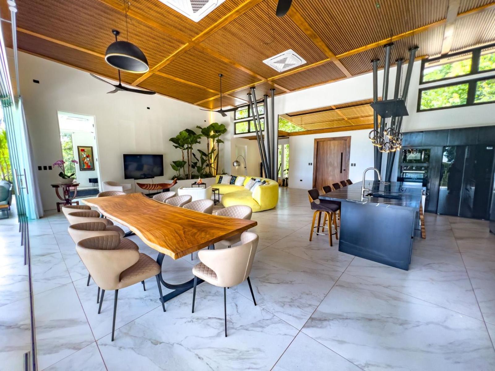 Casa Laguna