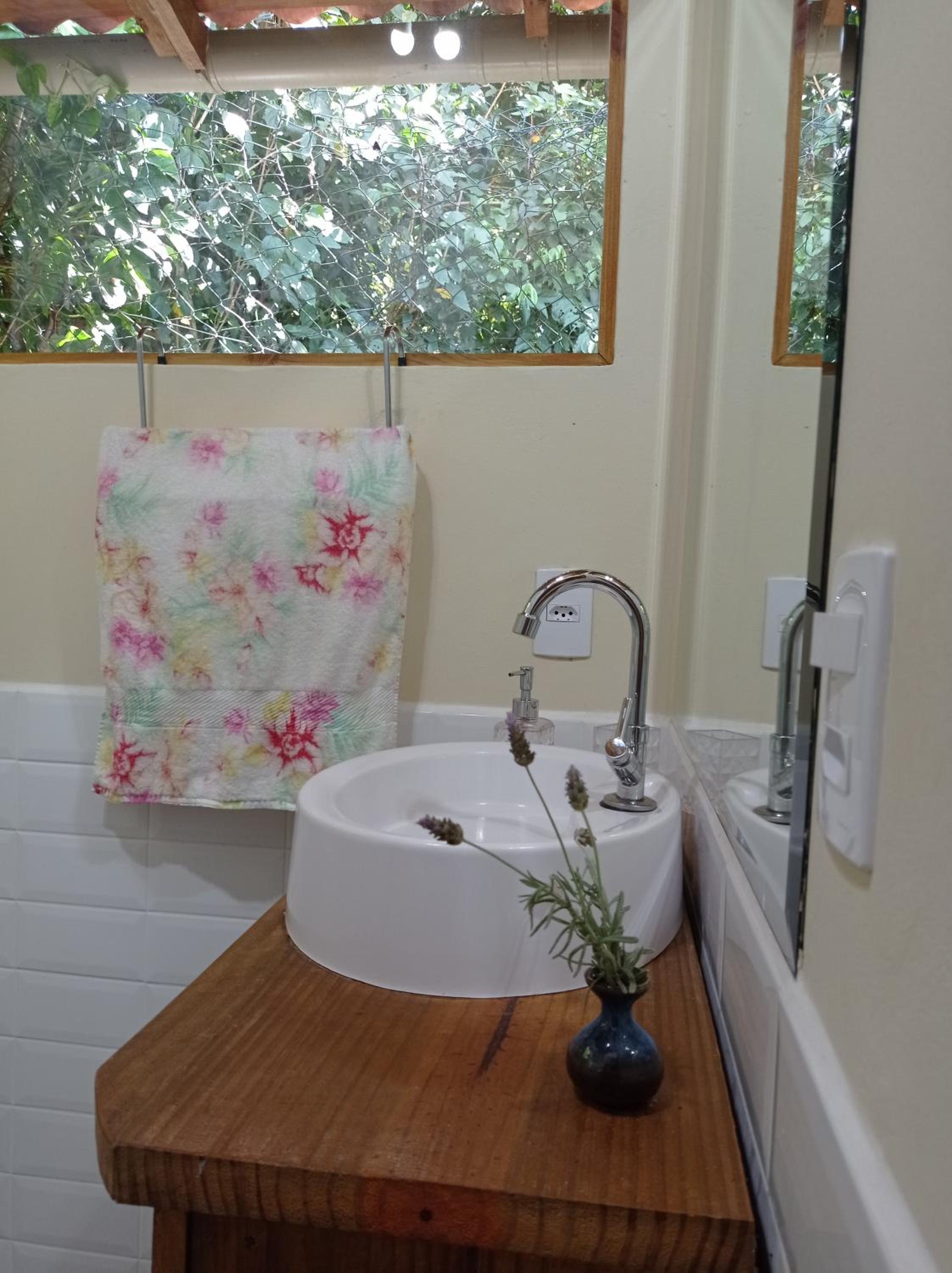 Casa espaçosa à 5min da praia Floripa vista pro mar de 2 até 12 hóspedes