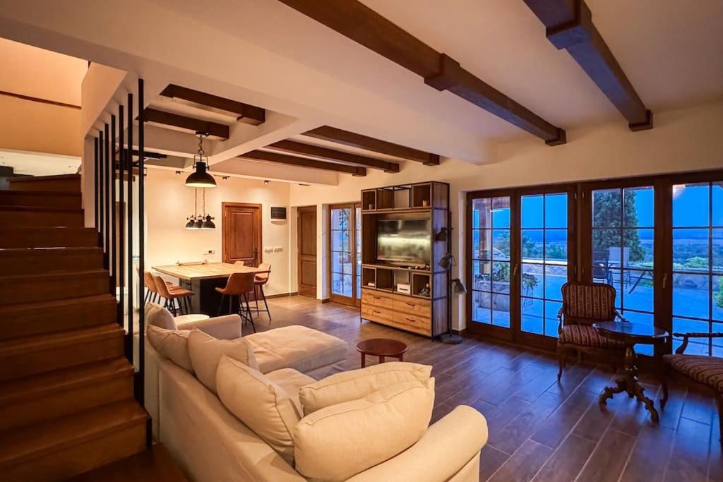Serenity hill view 5