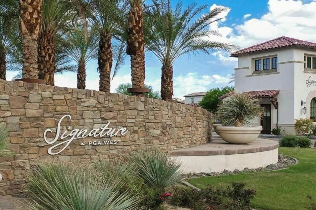 Hotel Casa La Quinta Pool and Golf Cart - Image 1