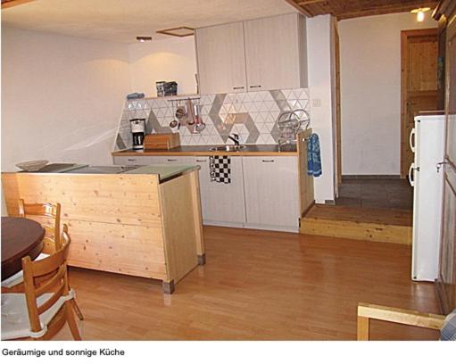 Grosse Ferienwohnung im Engadinerhaus