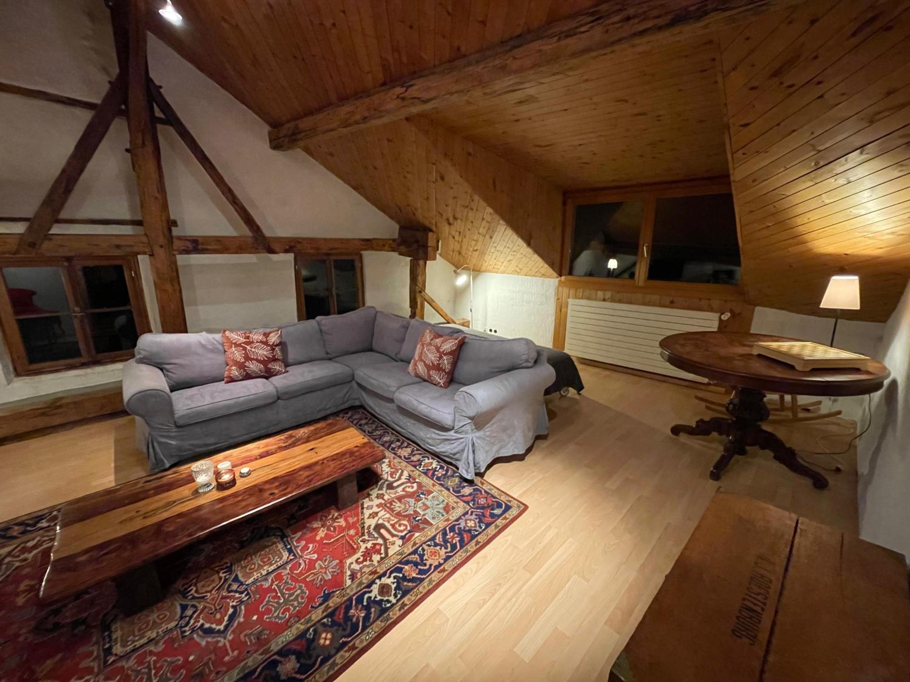 Grosse Ferienwohnung im Engadinerhaus