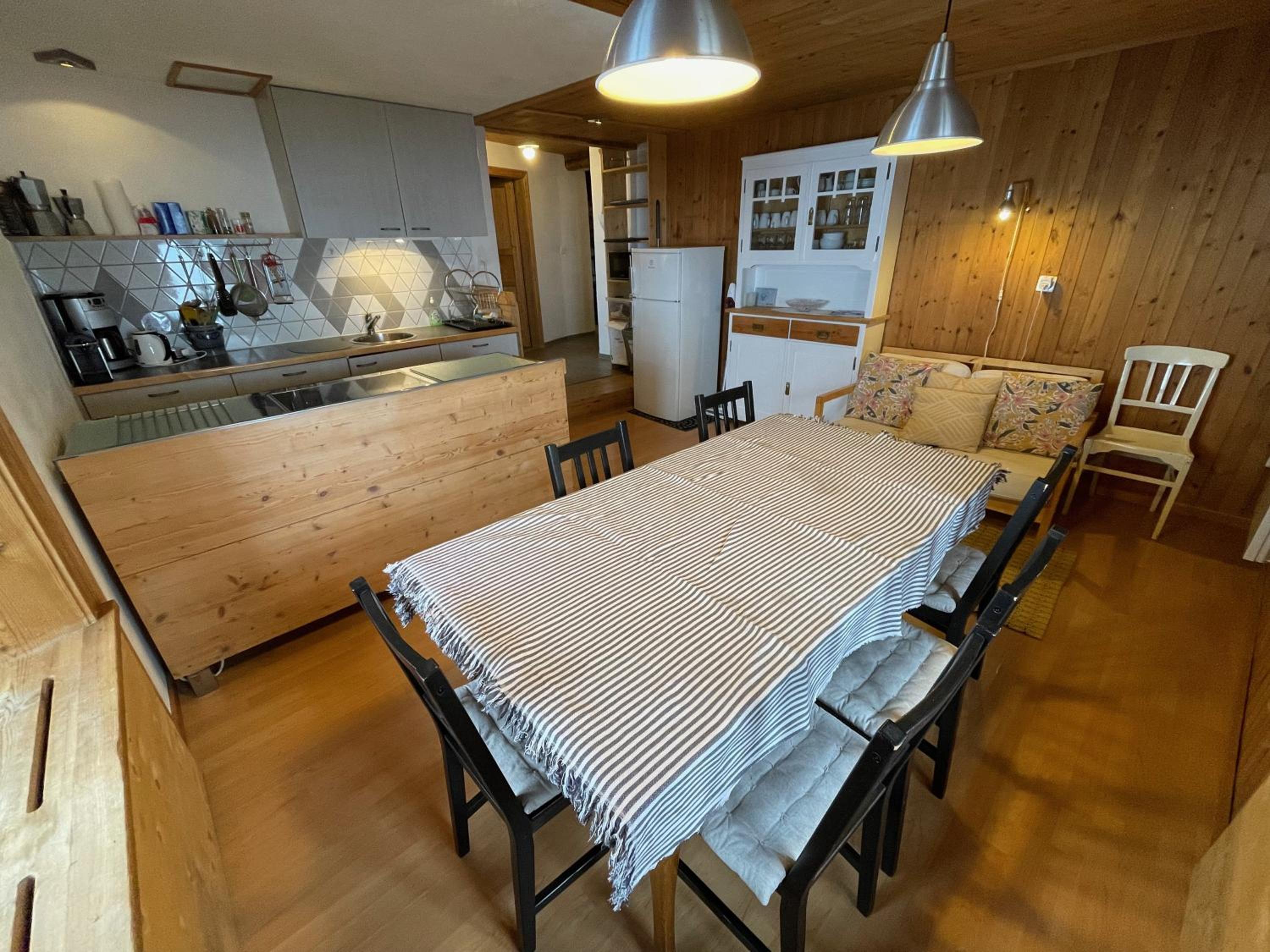 Grosse Ferienwohnung im Engadinerhaus