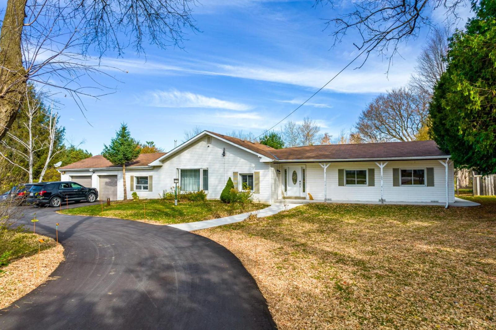 5 Bedroom Vacation Cottage - King City