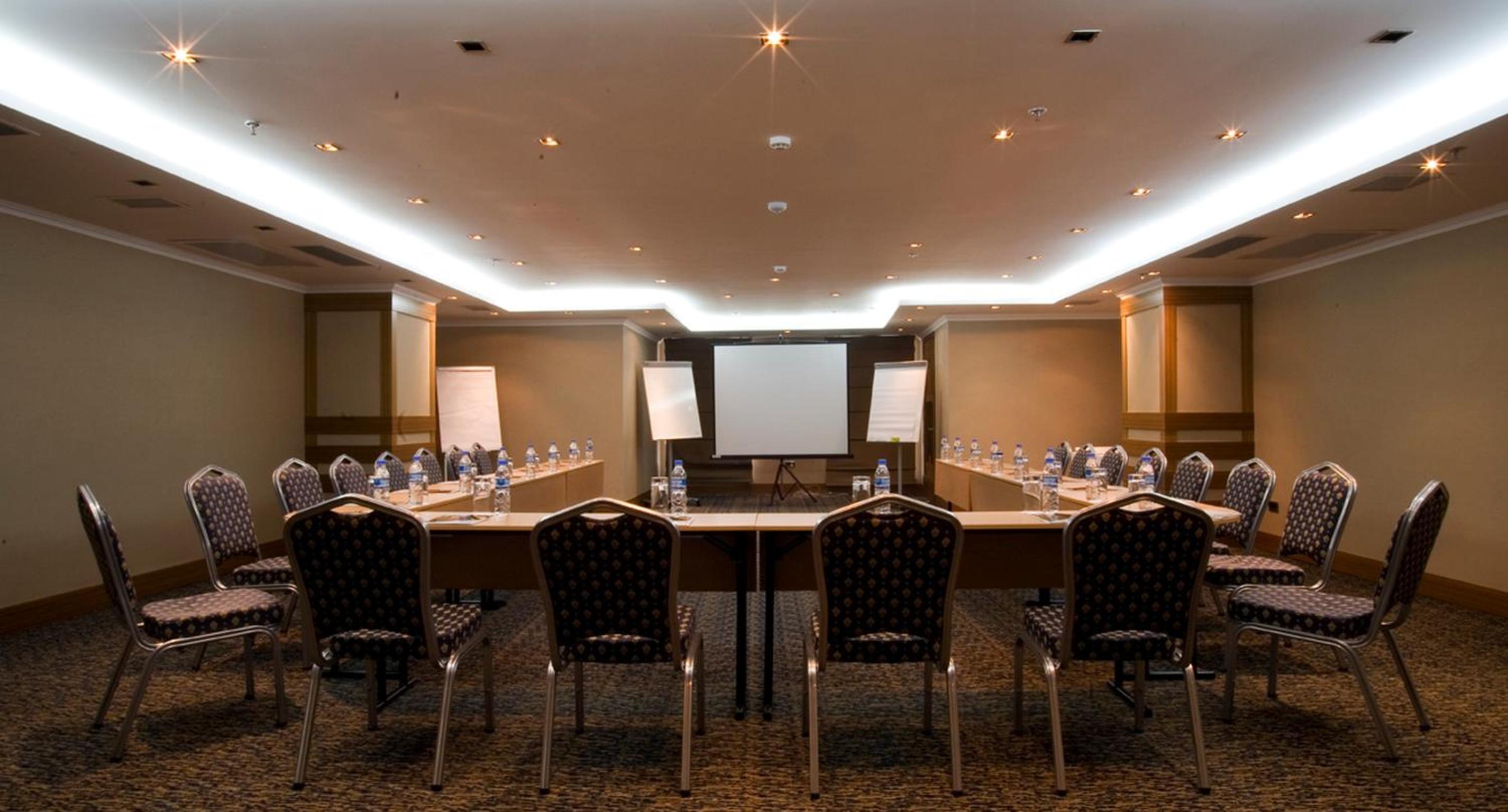 Dream Hill Business Deluxe Hotel Asia - Image 23