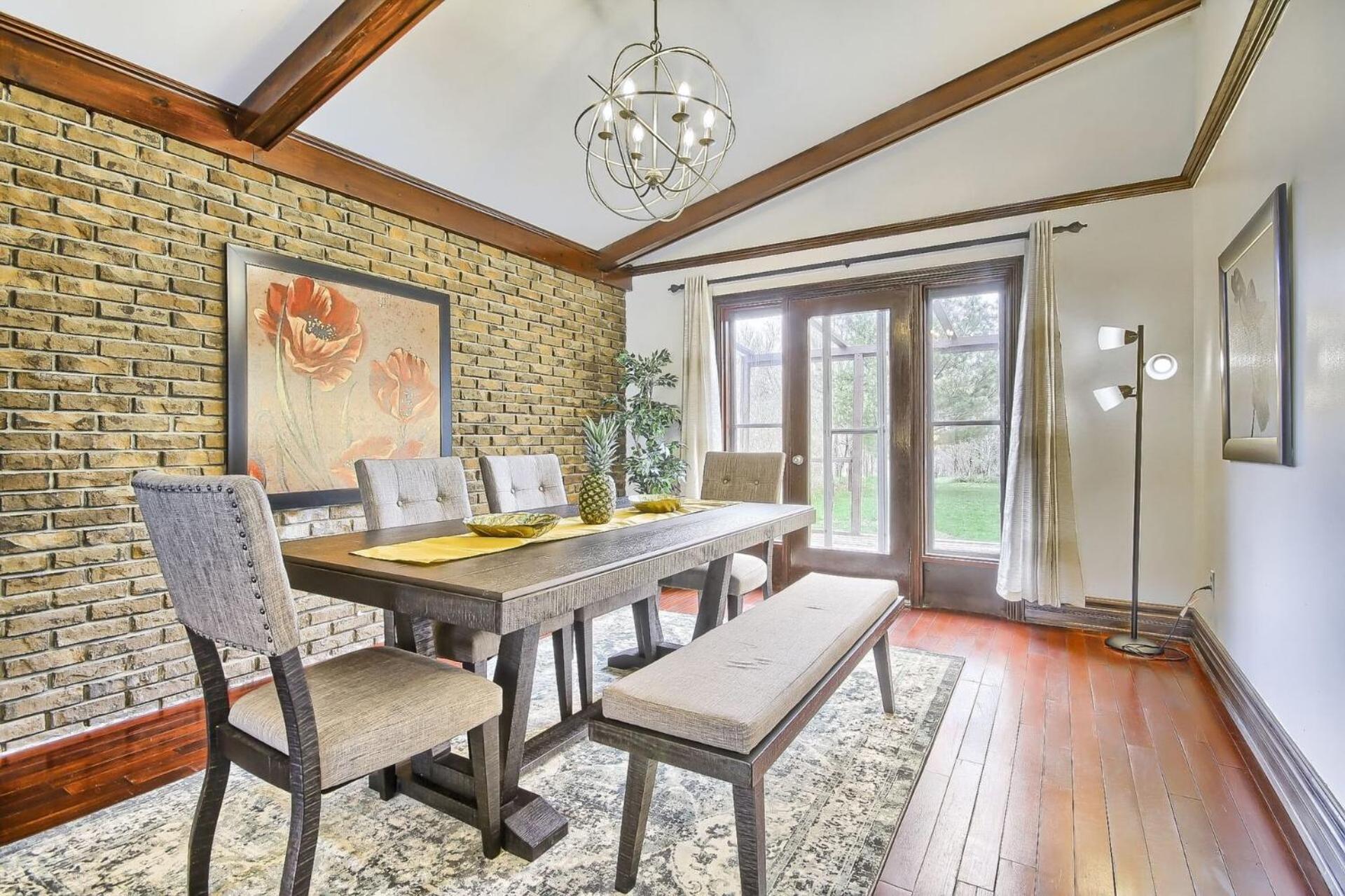 5 Bedroom Vacation Cottage - King City