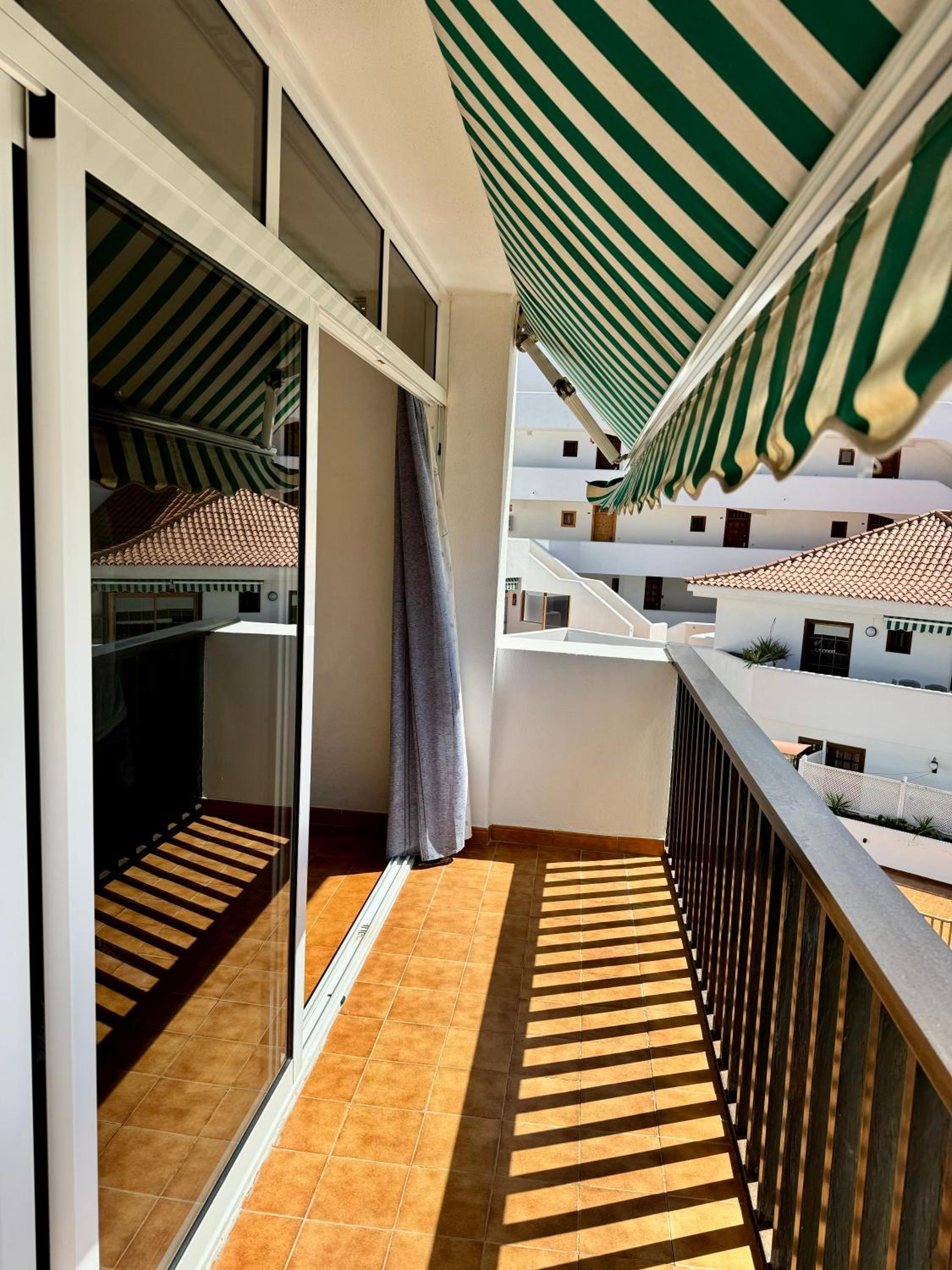 Fañabe Stunning Beachfront Penthouse Parque Royal Adeje Tenerife